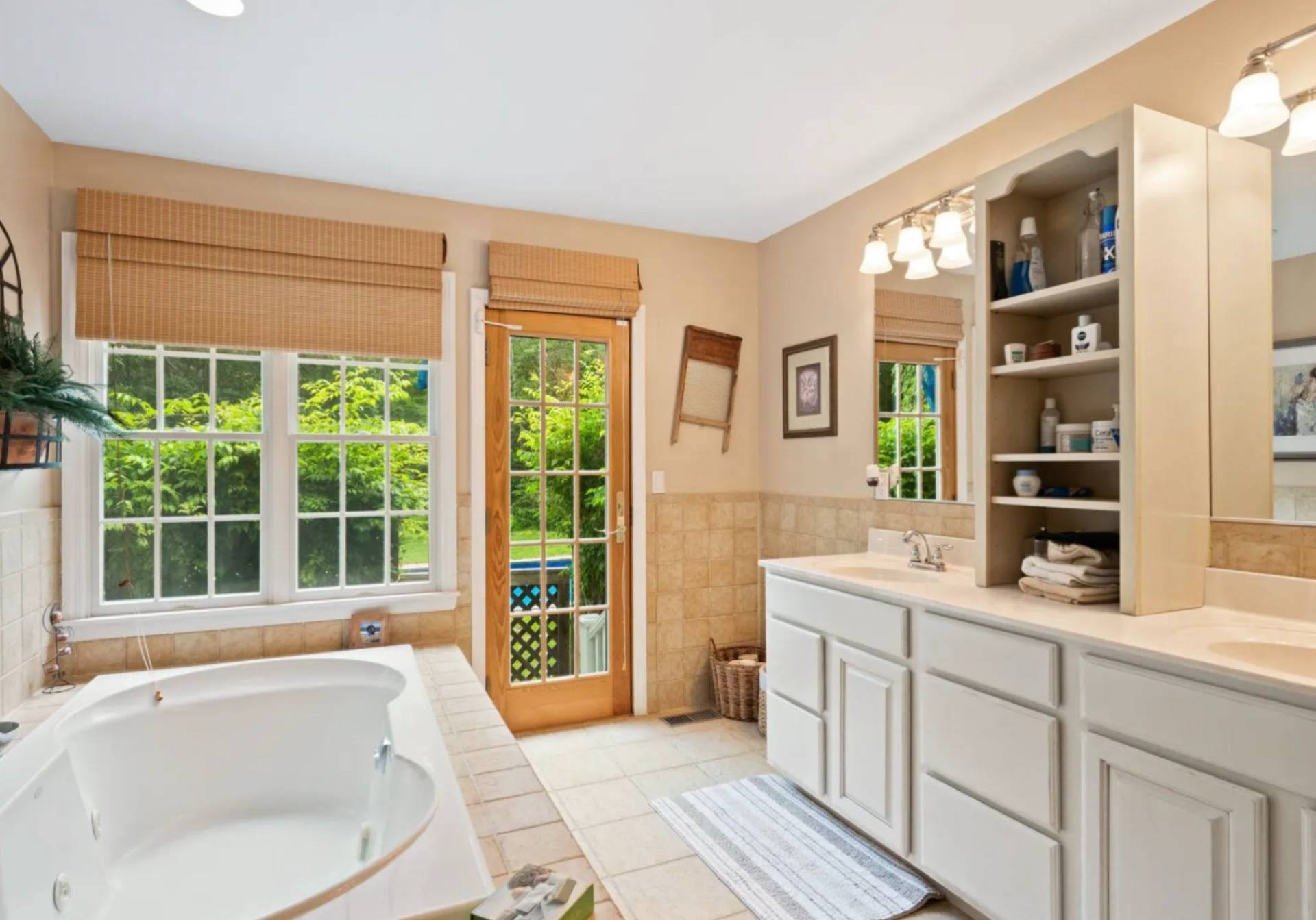 82 NORTHVIEW HILLS CT