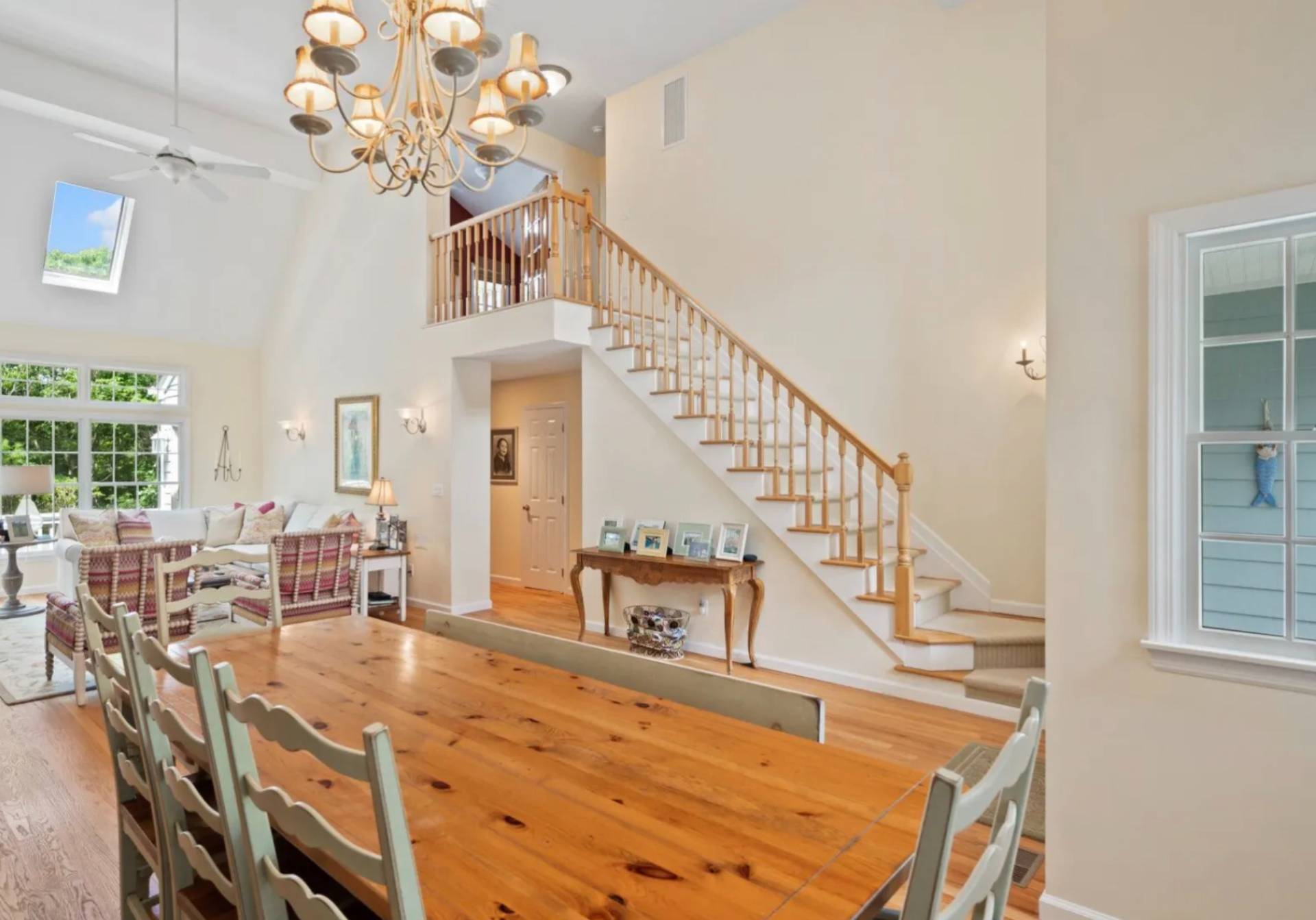 82 NORTHVIEW HILLS CT