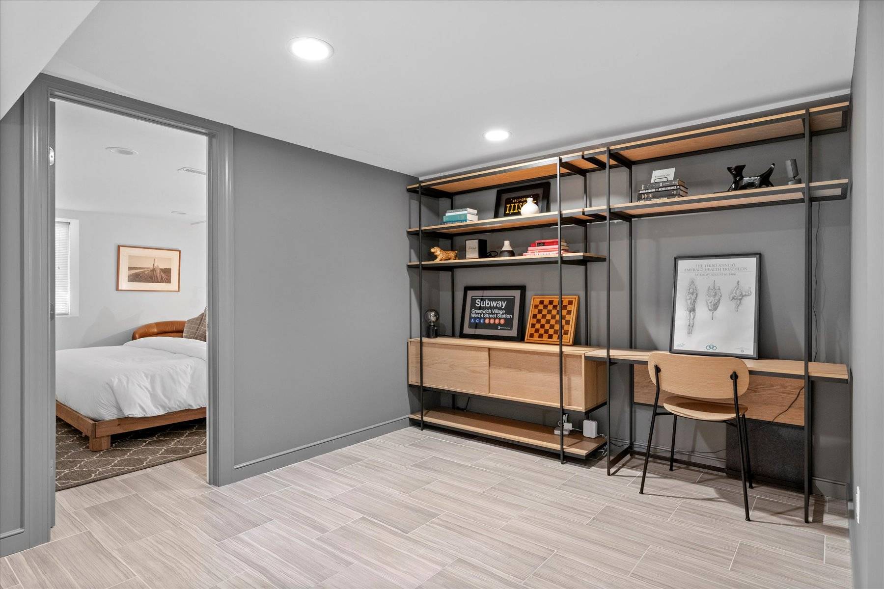 25 NIDZYN AVE