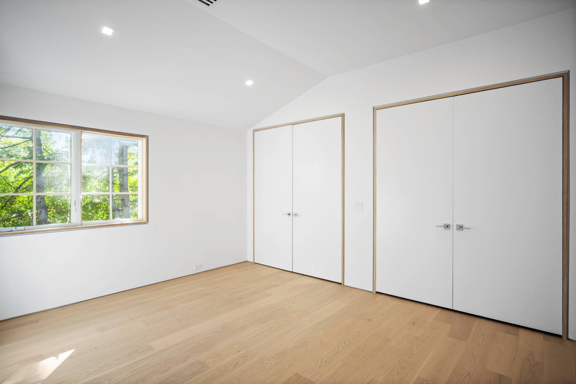 12 Garbis Lane