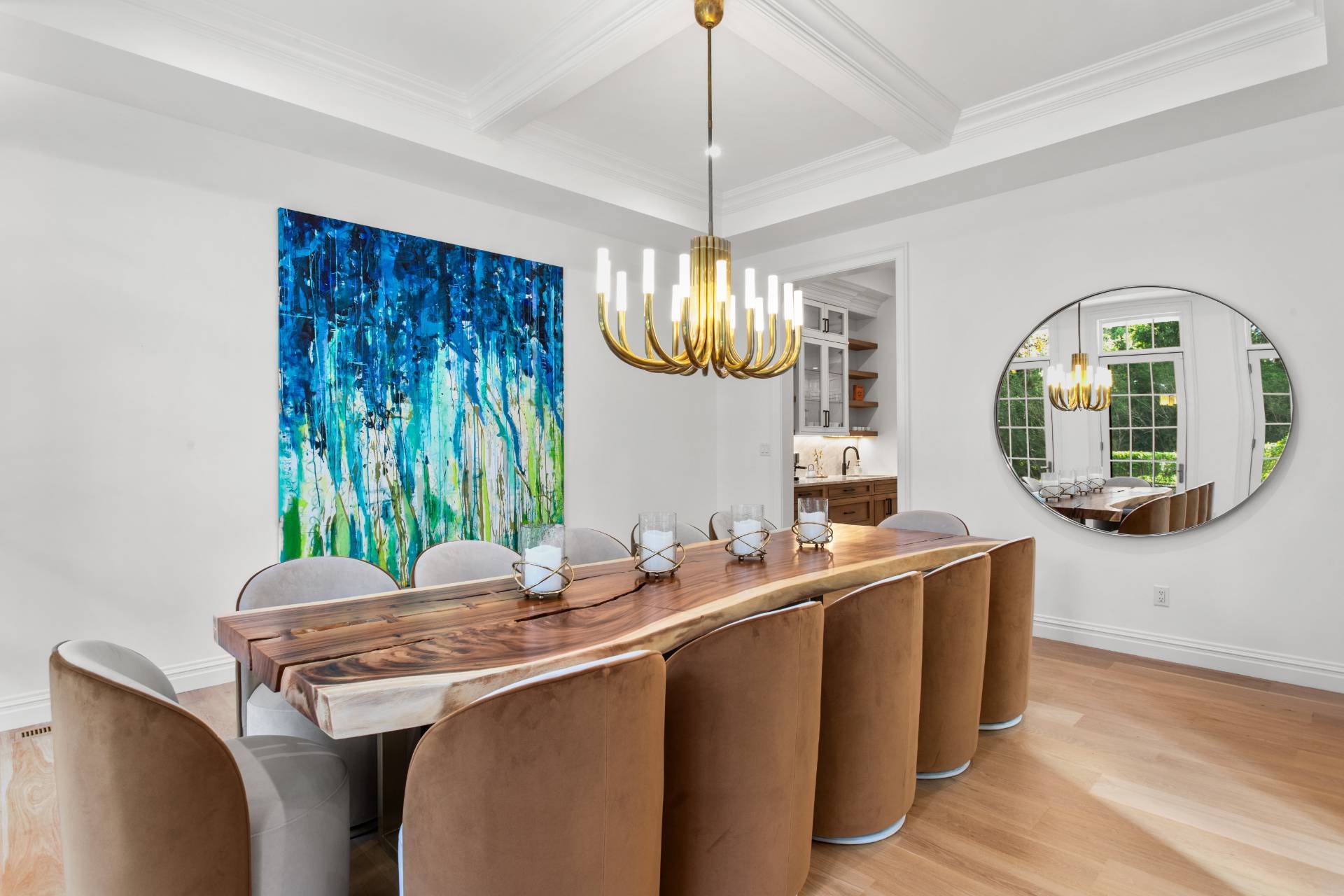 73 Wainscott Stone Rd