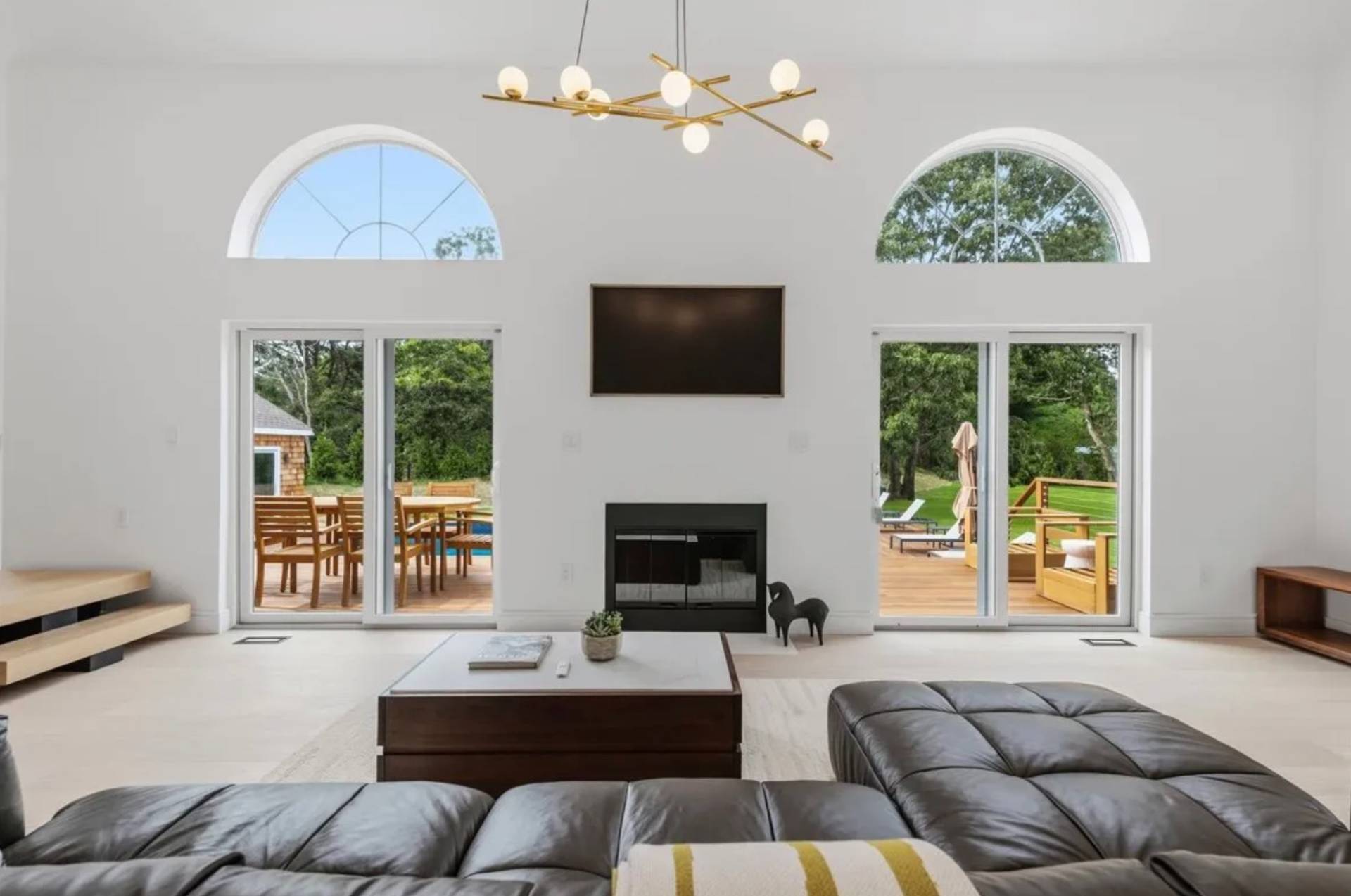 280 SHINNECOCK HILLS RD