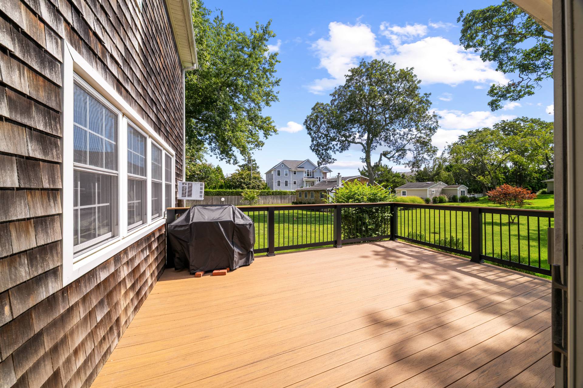 70 MIDDLE POND RD, #22