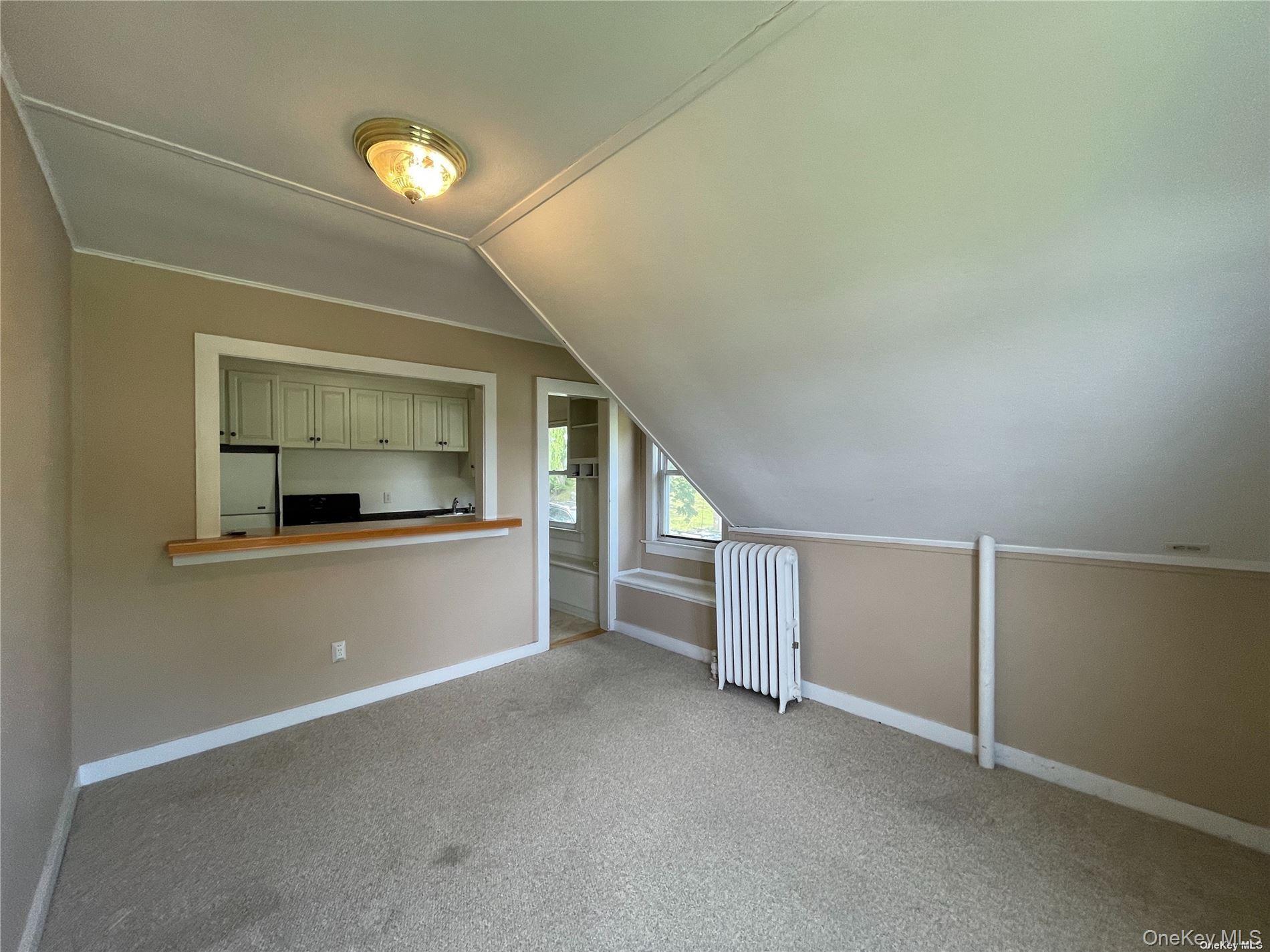 293 W Shore Road Unit: 4