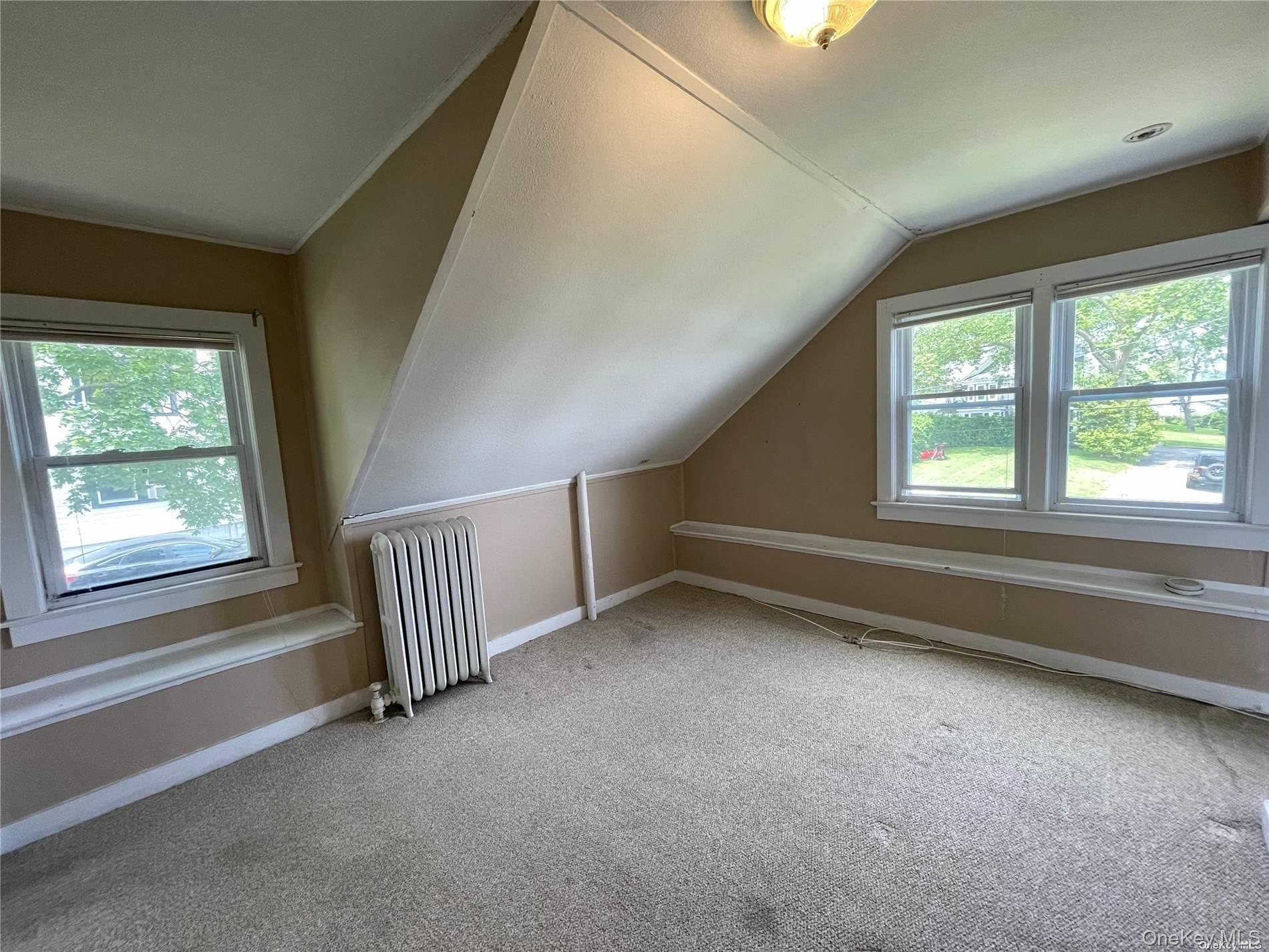 293 W Shore Road Unit: 4
