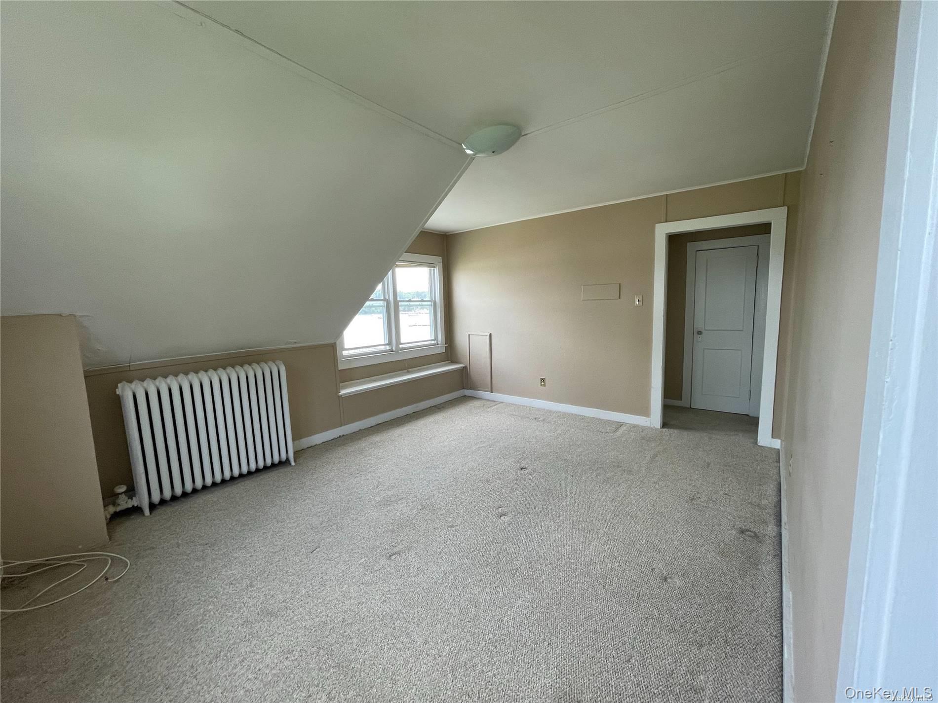 293 W Shore Road Unit: 4