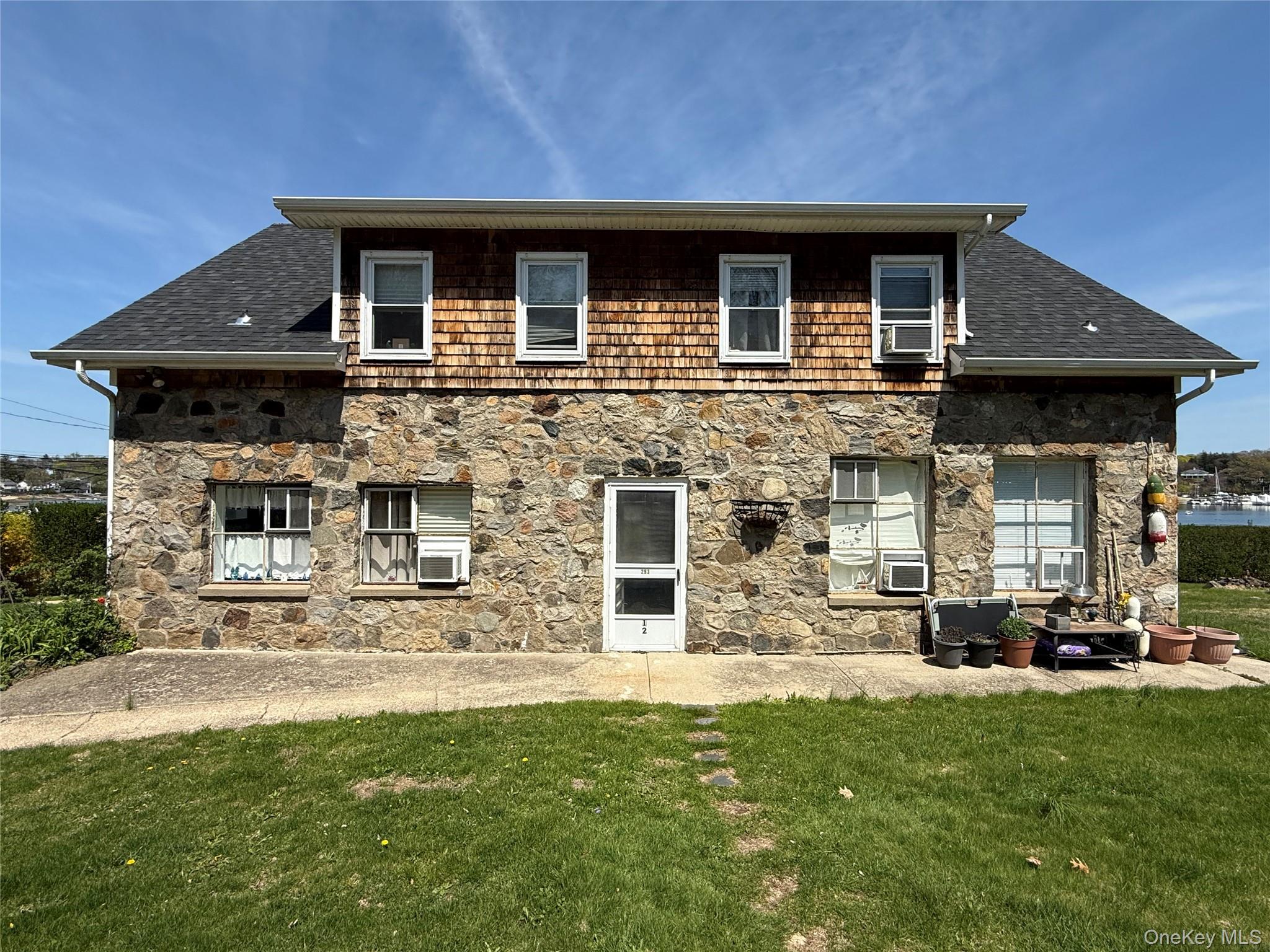 293 W Shore Road Unit: 4