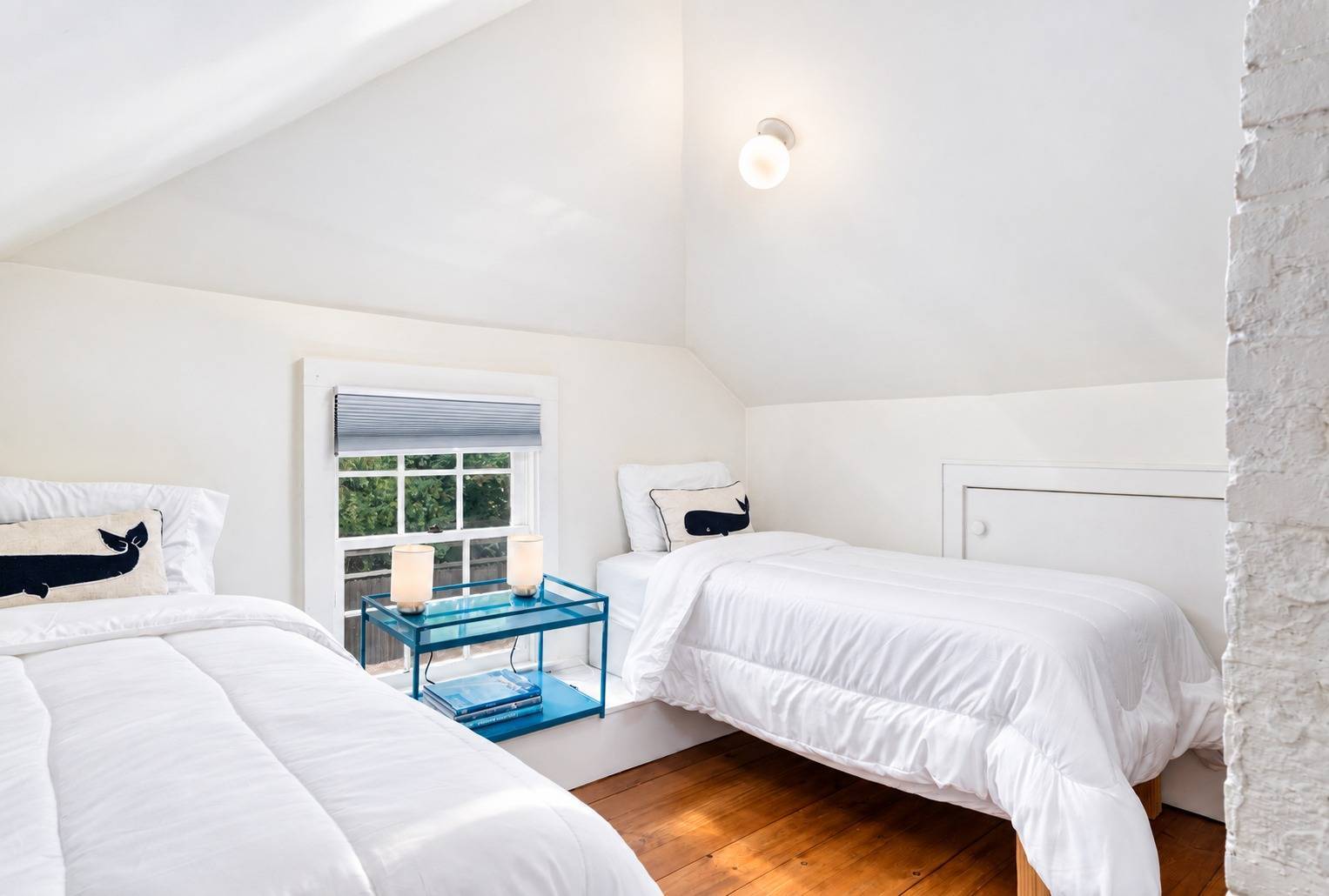 8 Tuthill Point Road