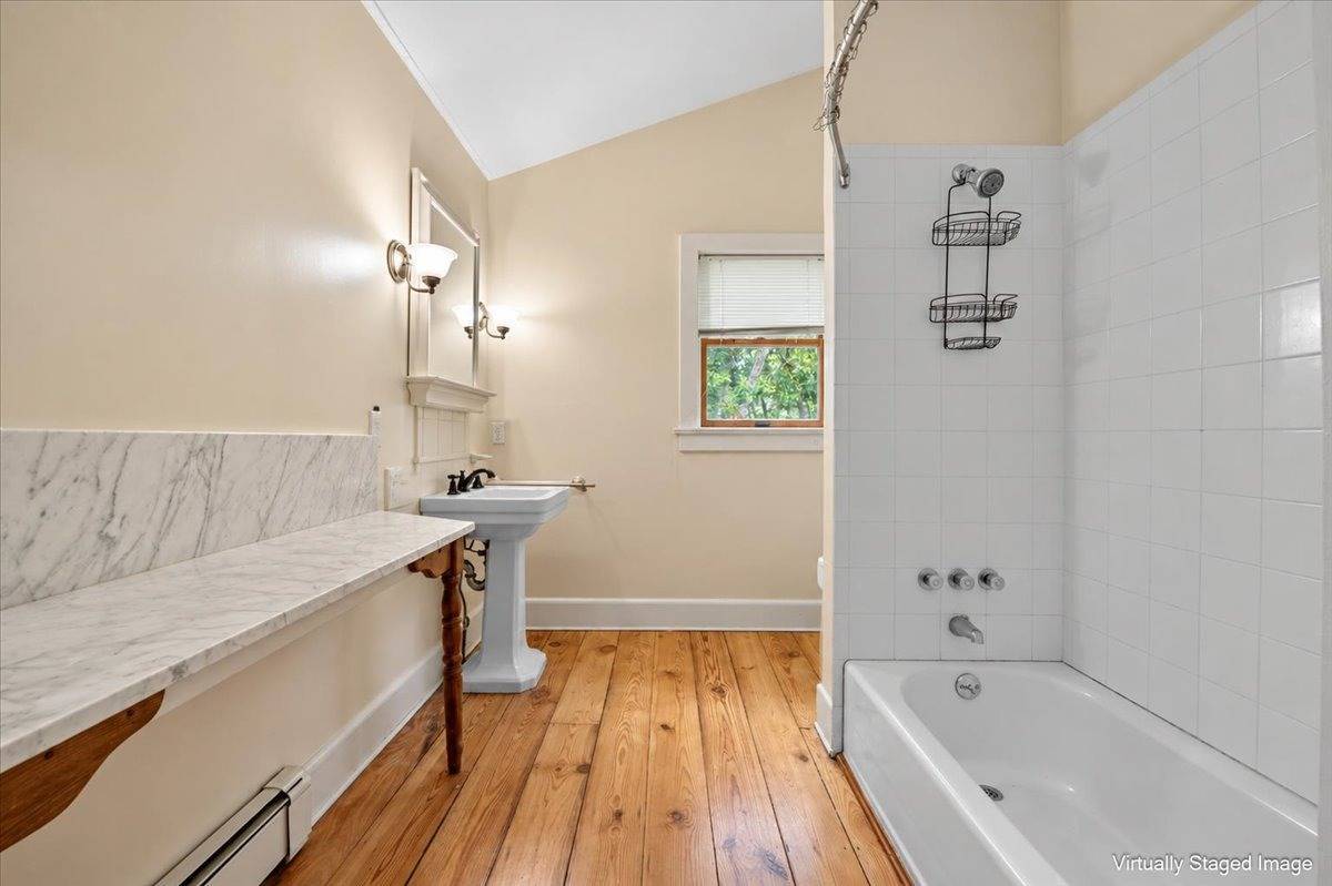 41 Raynor Rd