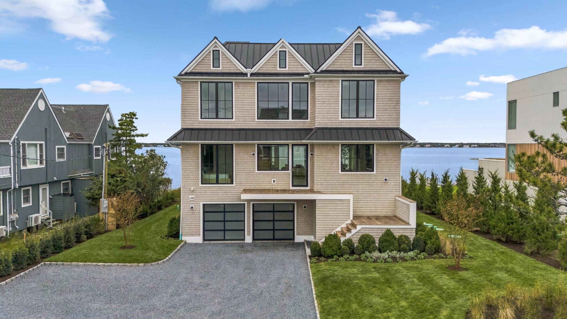 498 Dune Rd
