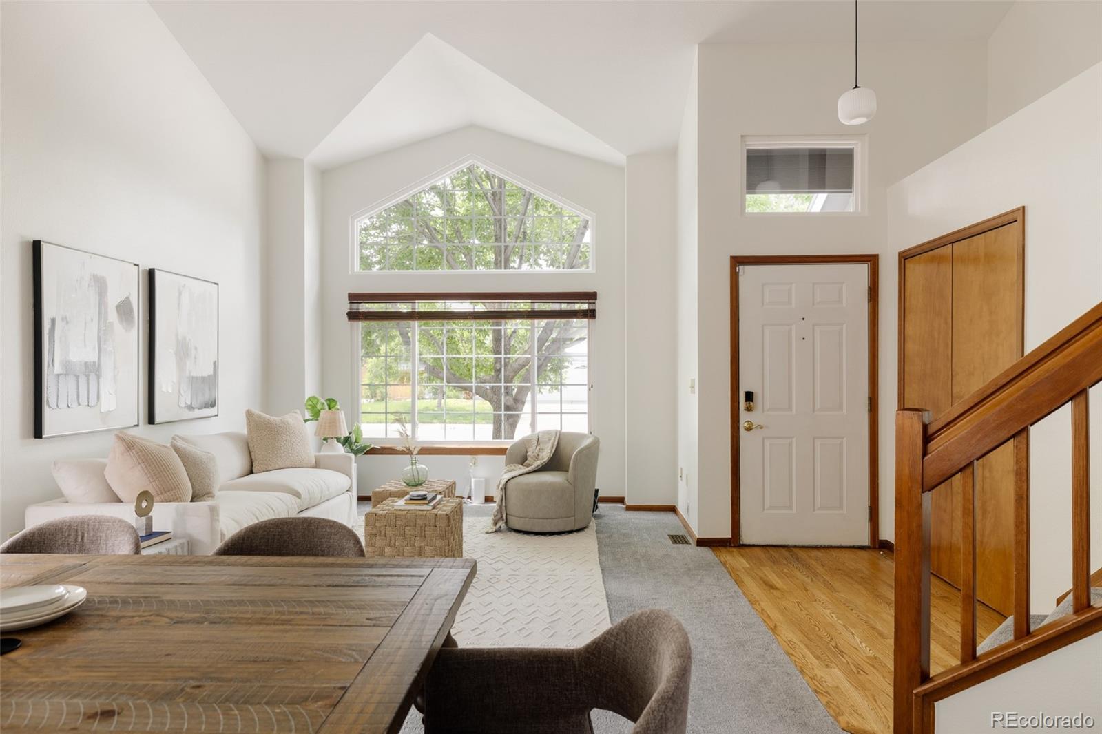284 S Lark Avenue