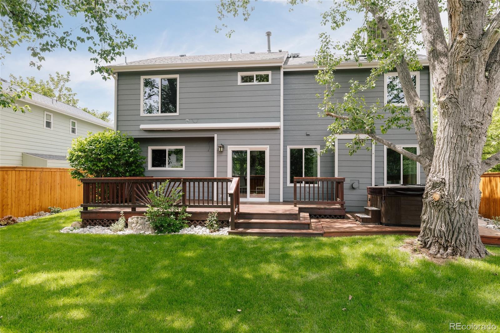 284 S Lark Avenue