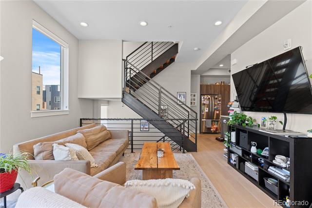 4469 Tennyson Street Unit: 13