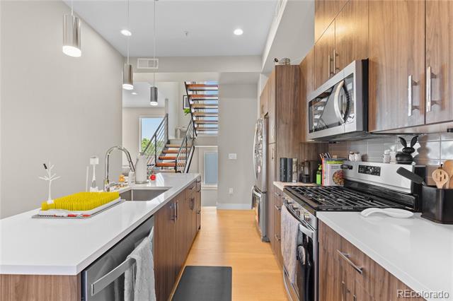 4469 Tennyson Street Unit: 13