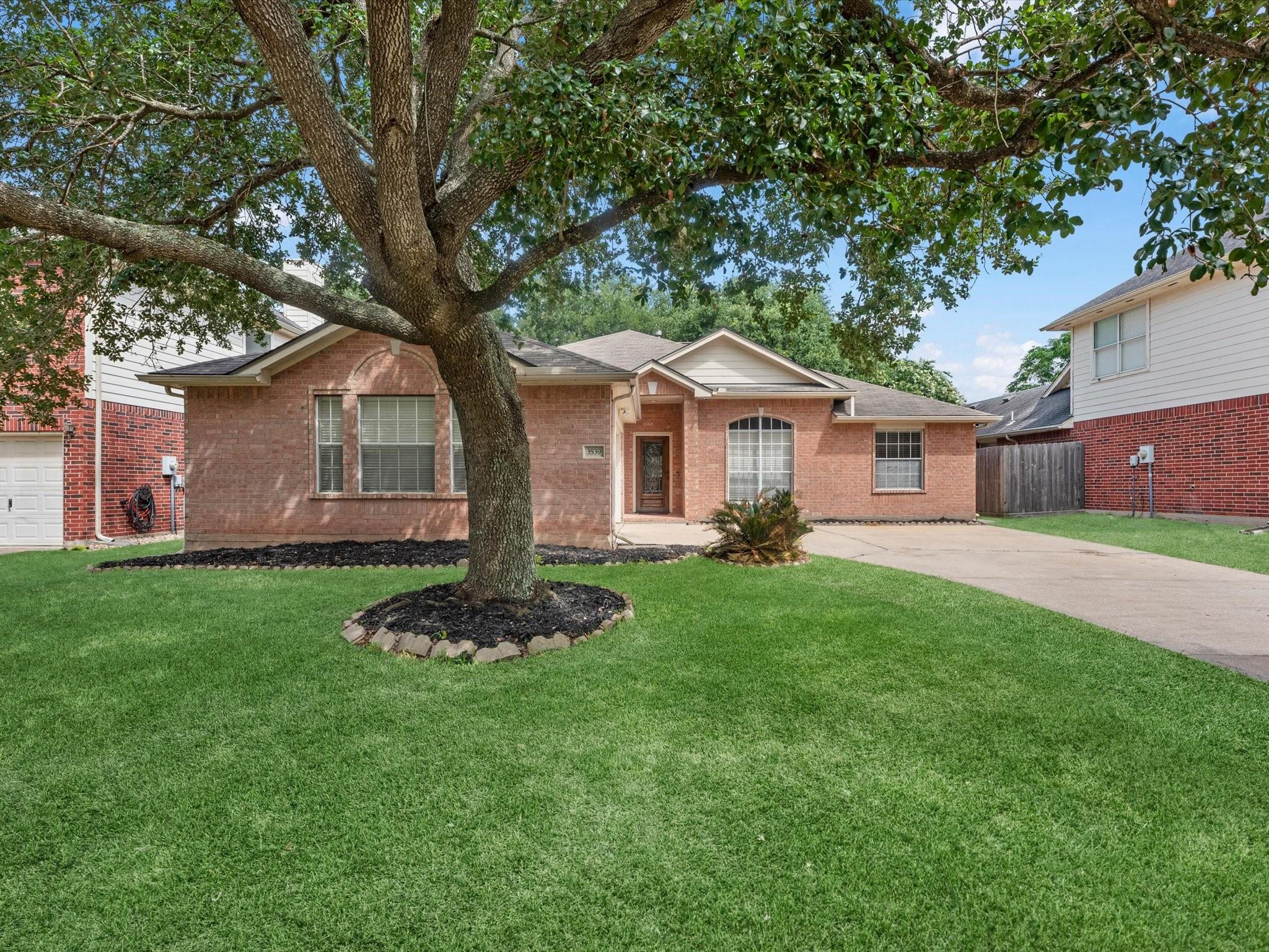 3539 Lakearies Lane