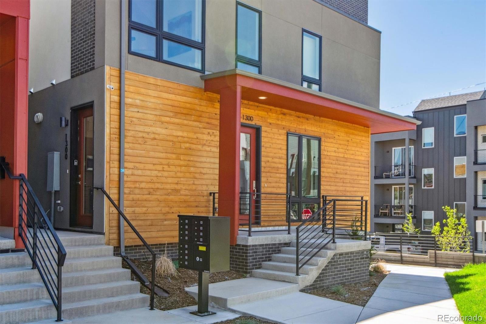 1300 N Osceola Street