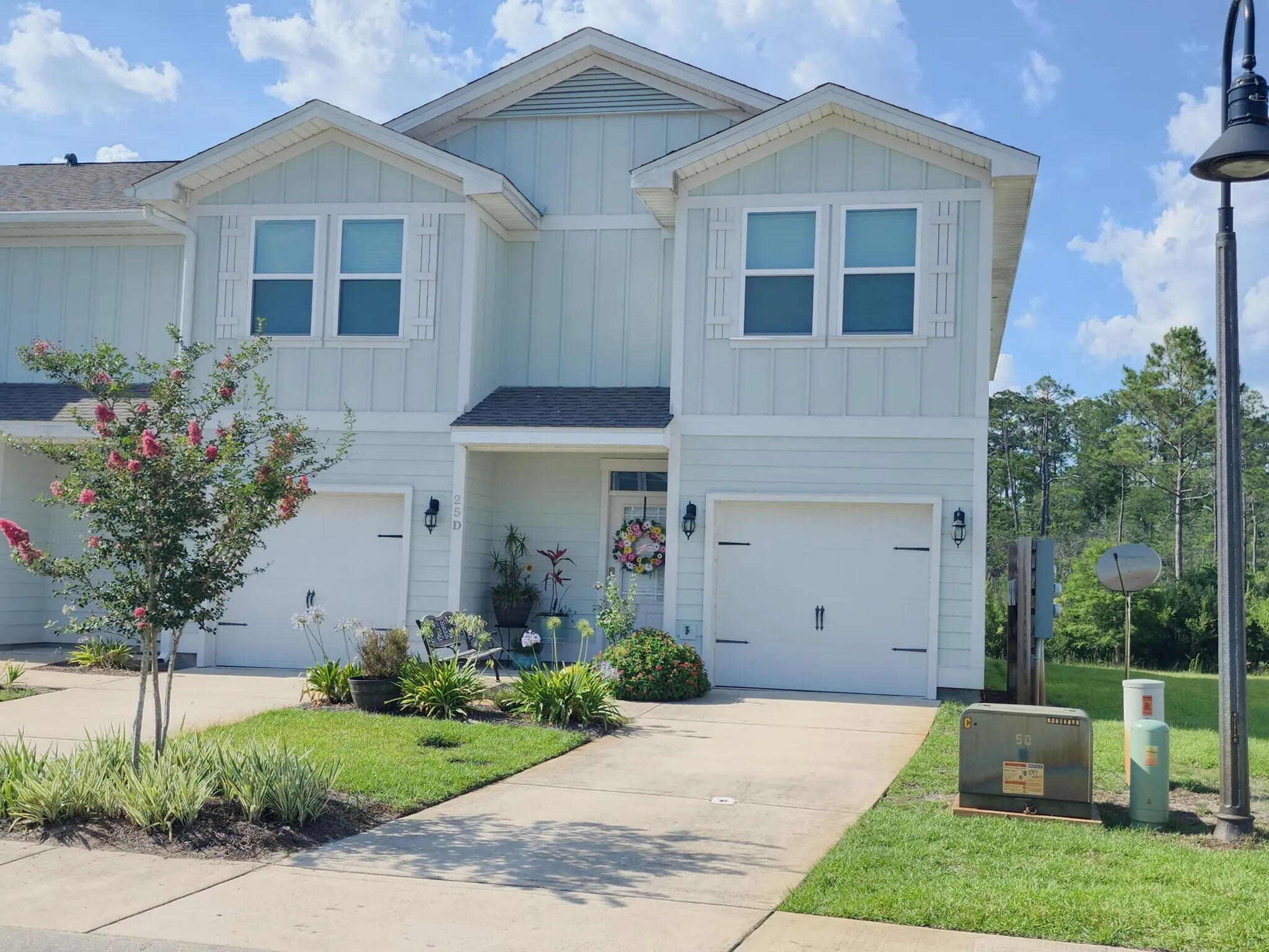 25 Crossing Lane, UNIT D