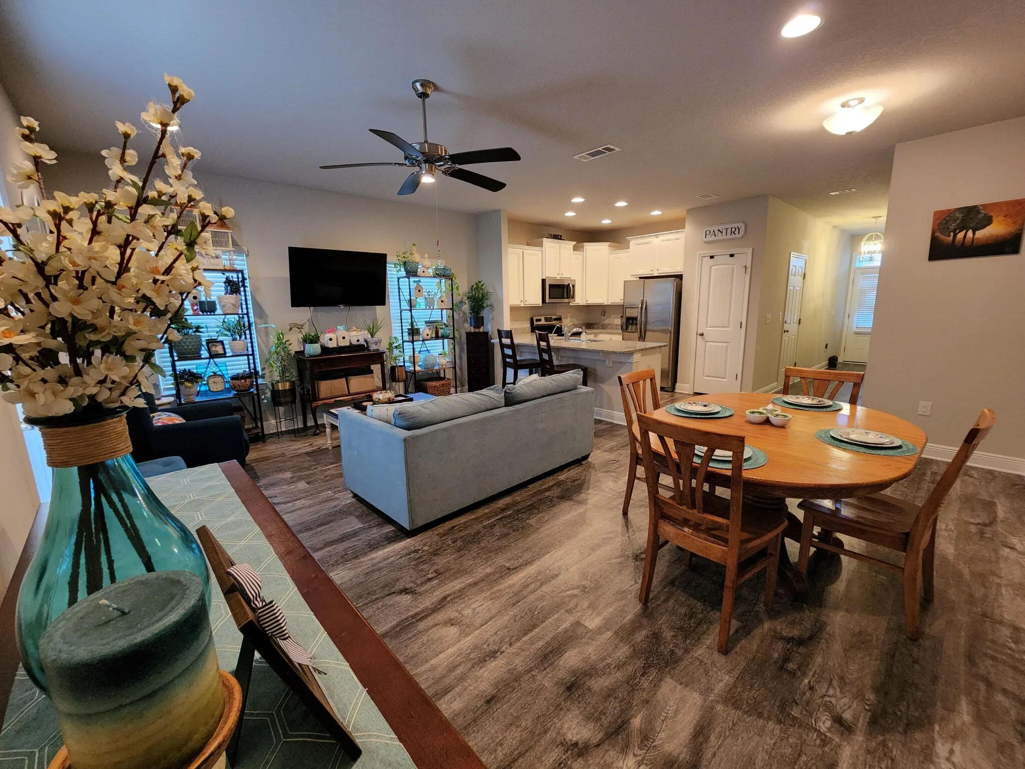 25 Crossing Lane, UNIT D