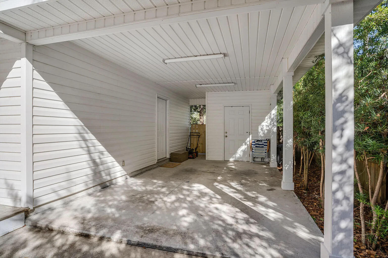 252 Plantation Way