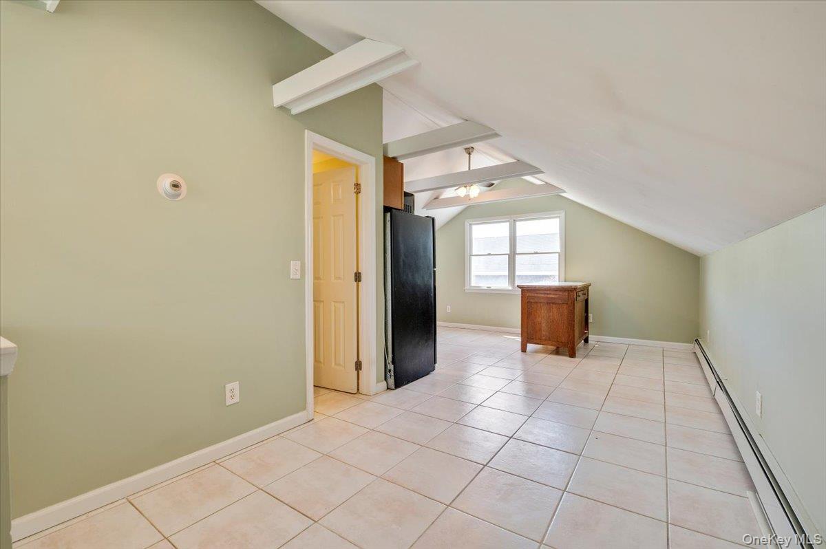 25 Gardners Lane Unit: A