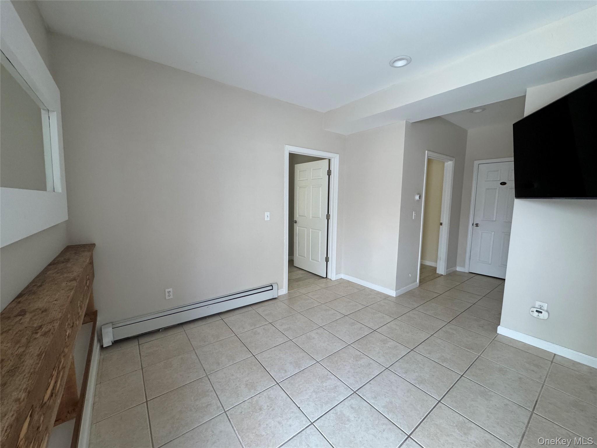 25 Gardners Lane Unit: A