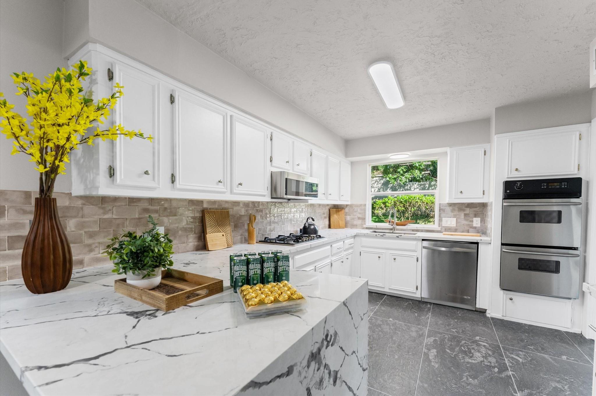 3538 Glenwood Springs Drive