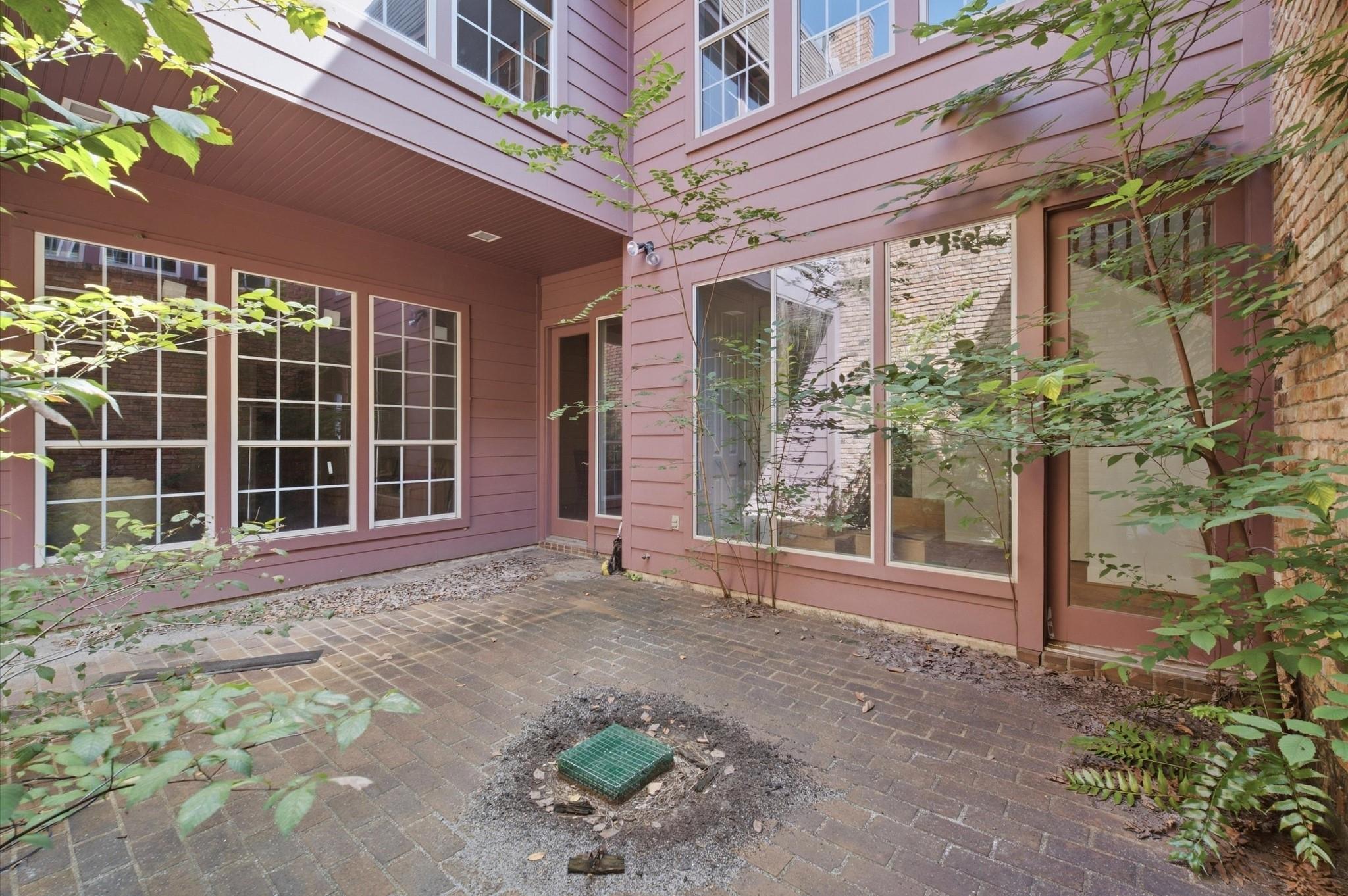 2107 Stonewalk Drive