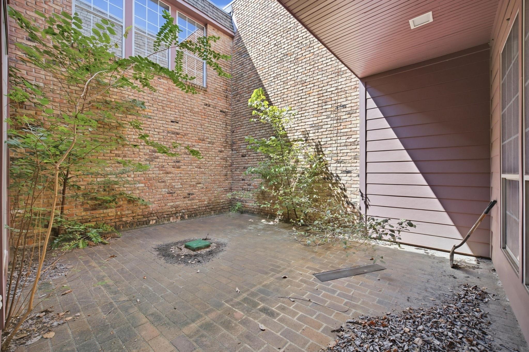 2107 Stonewalk Drive