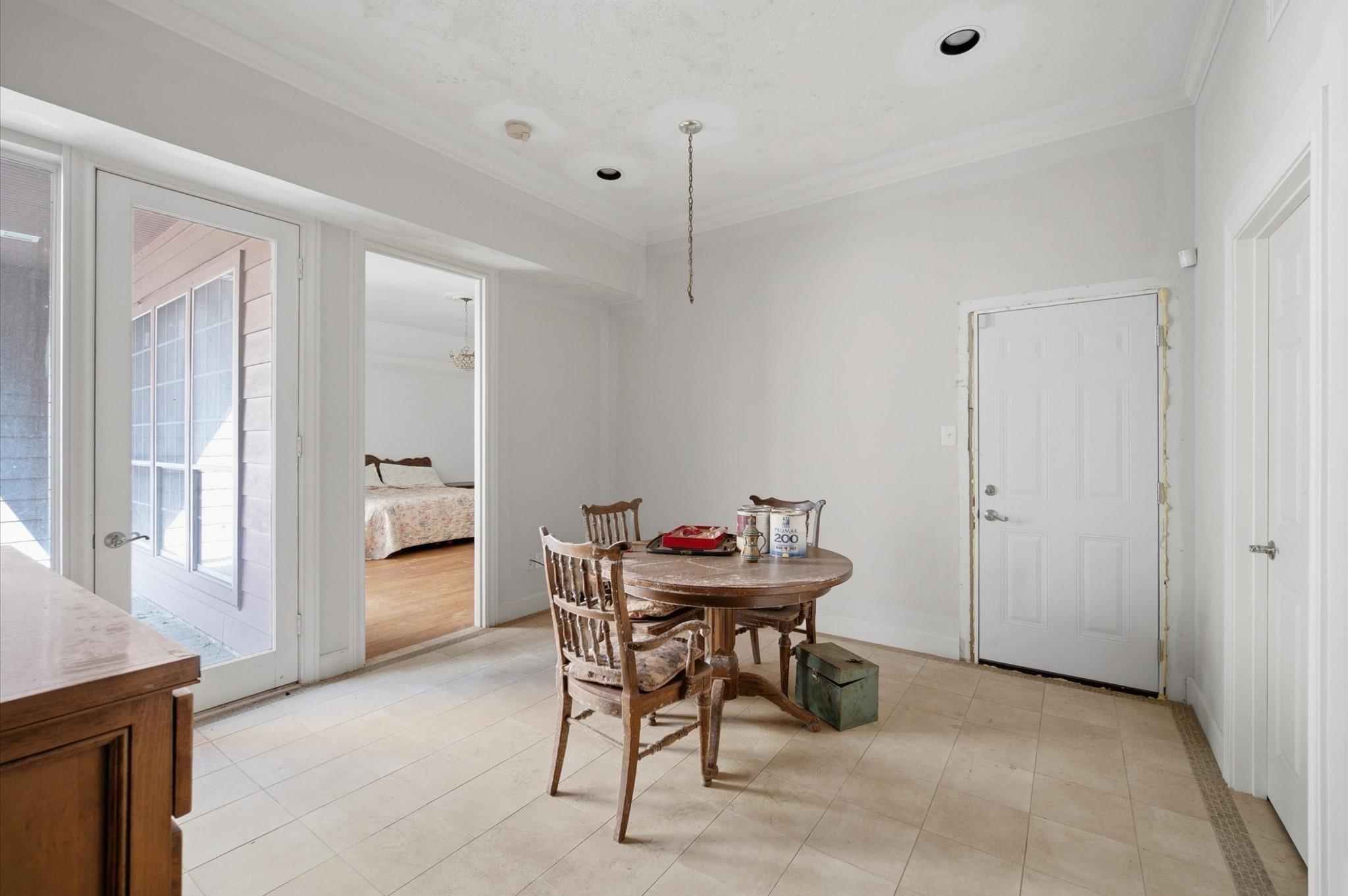 2107 Stonewalk Drive