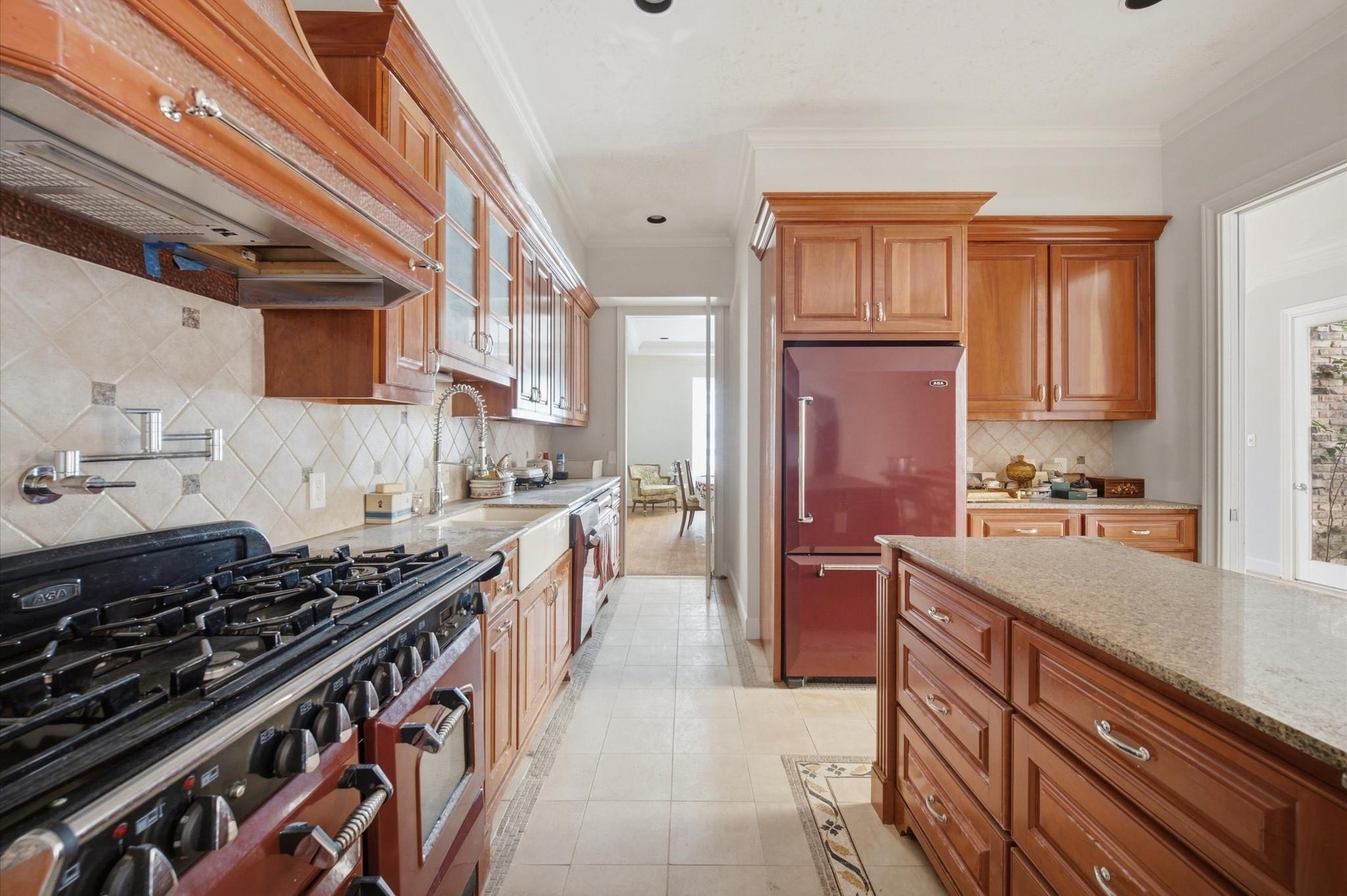 2107 Stonewalk Drive
