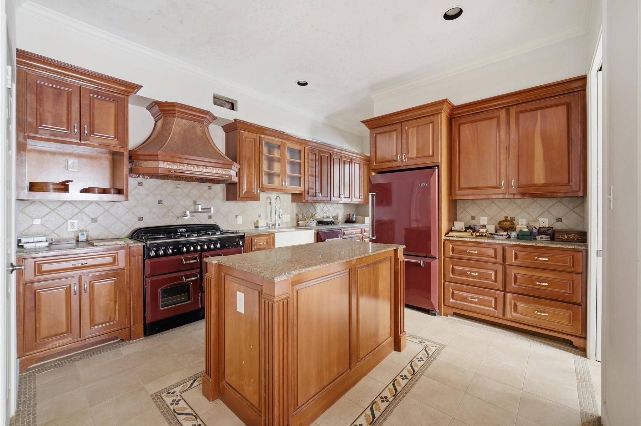 2107 Stonewalk Drive