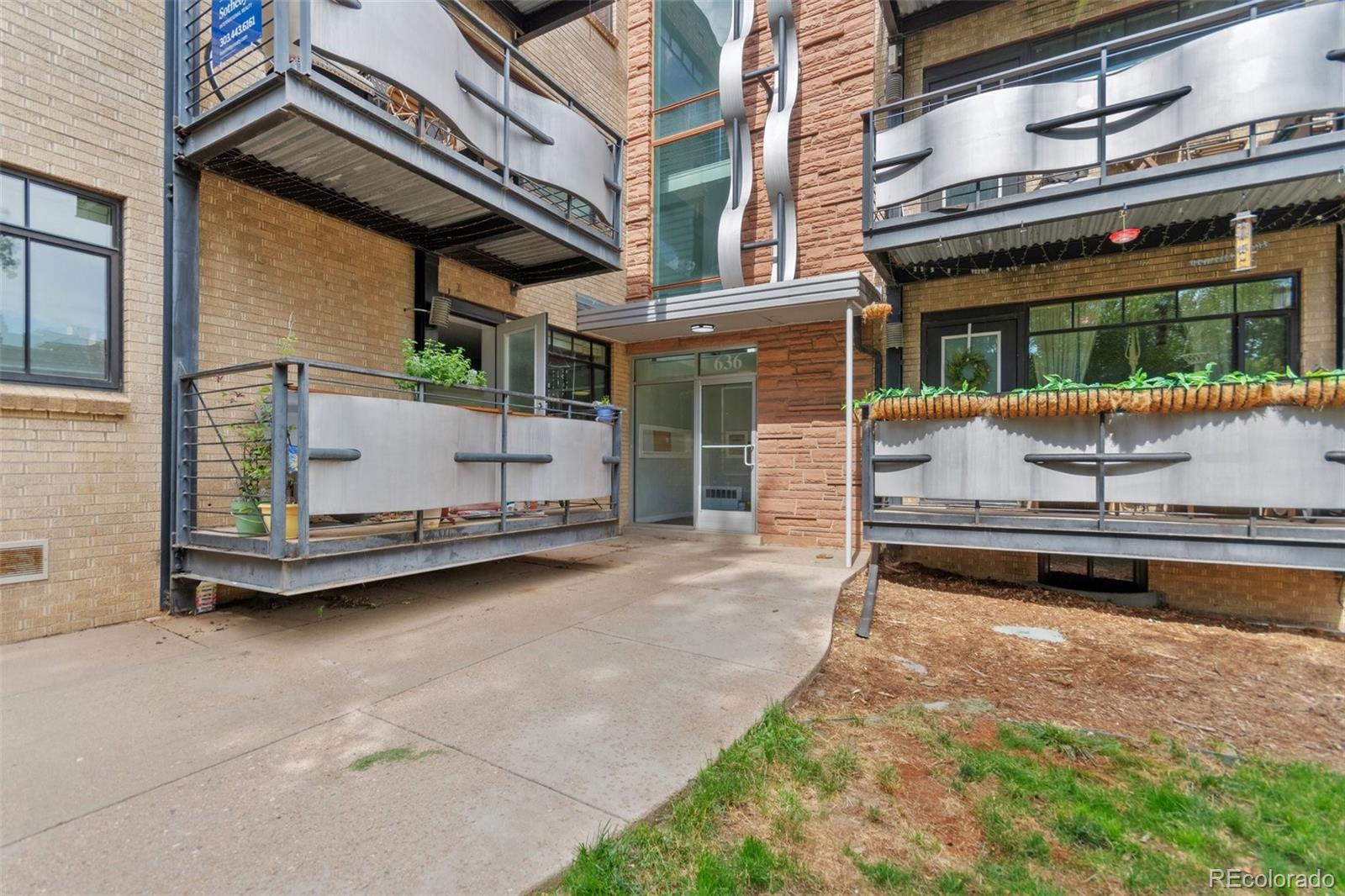 636 N Washington Street Unit: 203