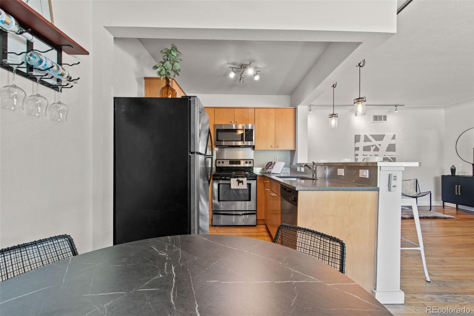 636 N Washington Street Unit: 203