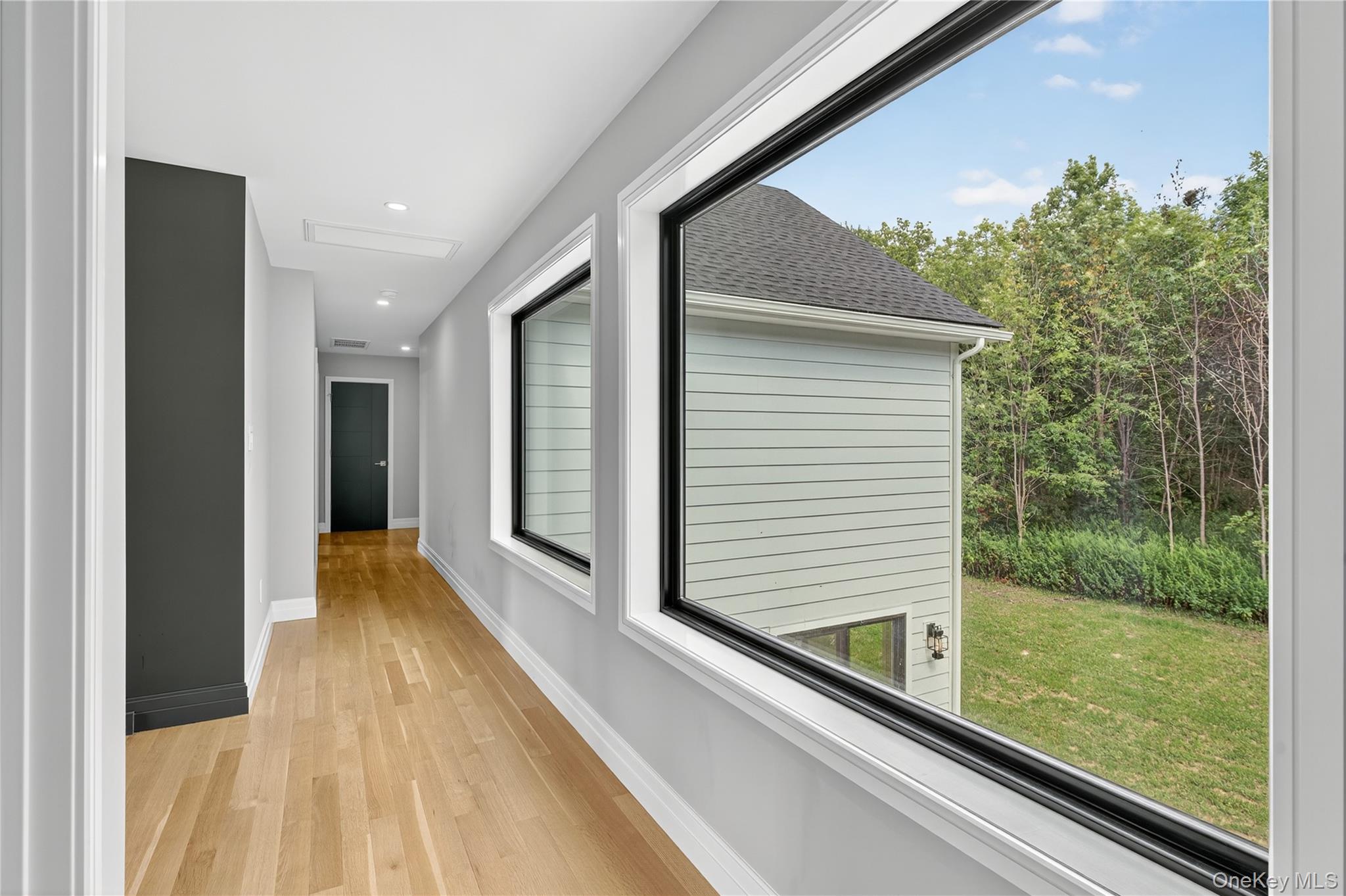 1 Warwick Isle Boulevard