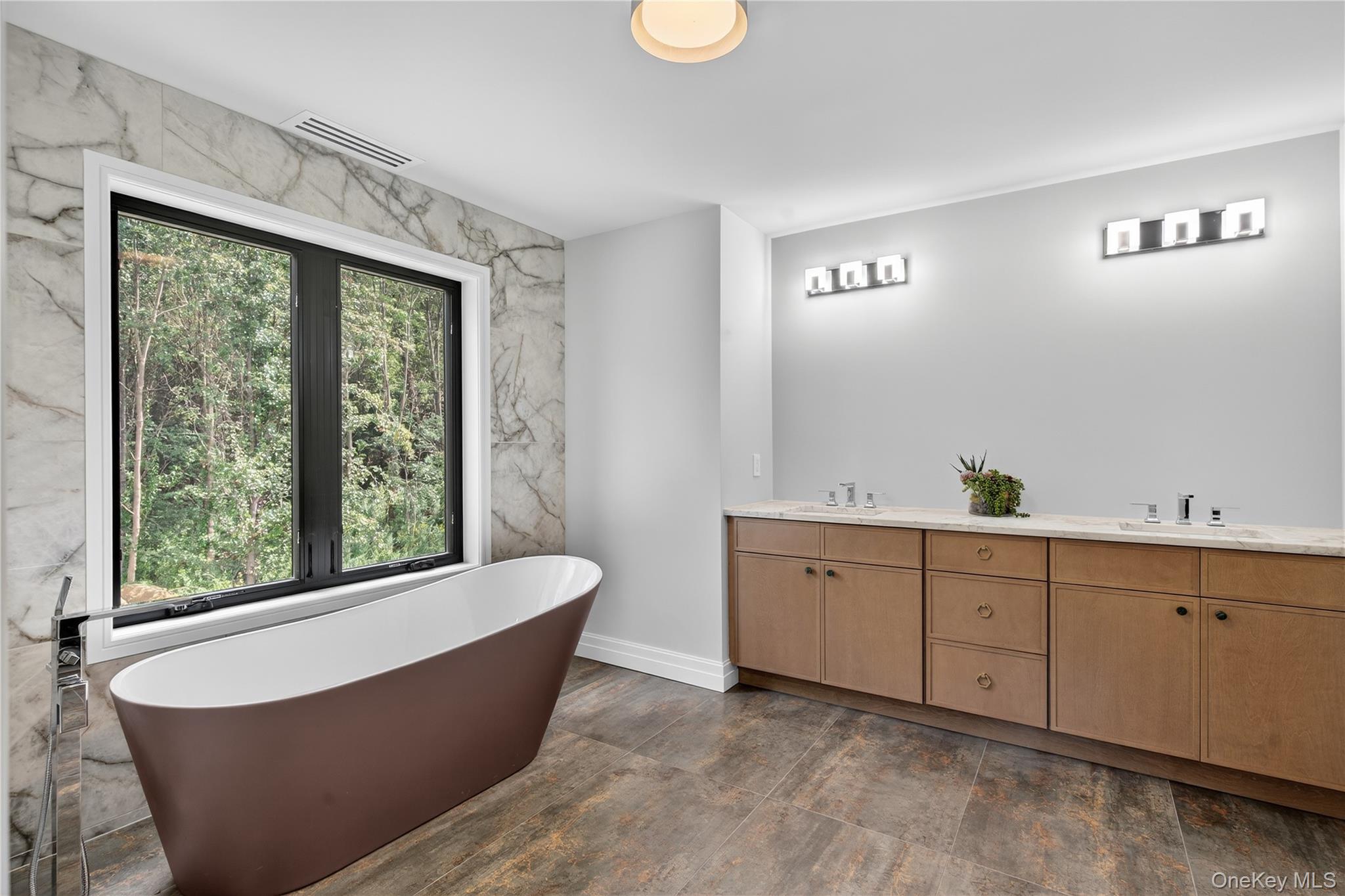 1 Warwick Isle Boulevard