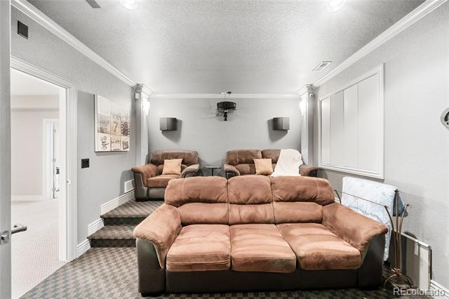 533 Whitney Bay