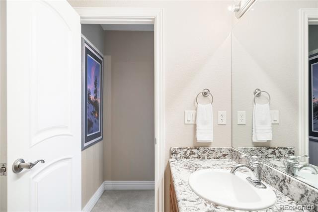 533 Whitney Bay