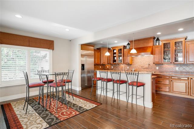 533 Whitney Bay