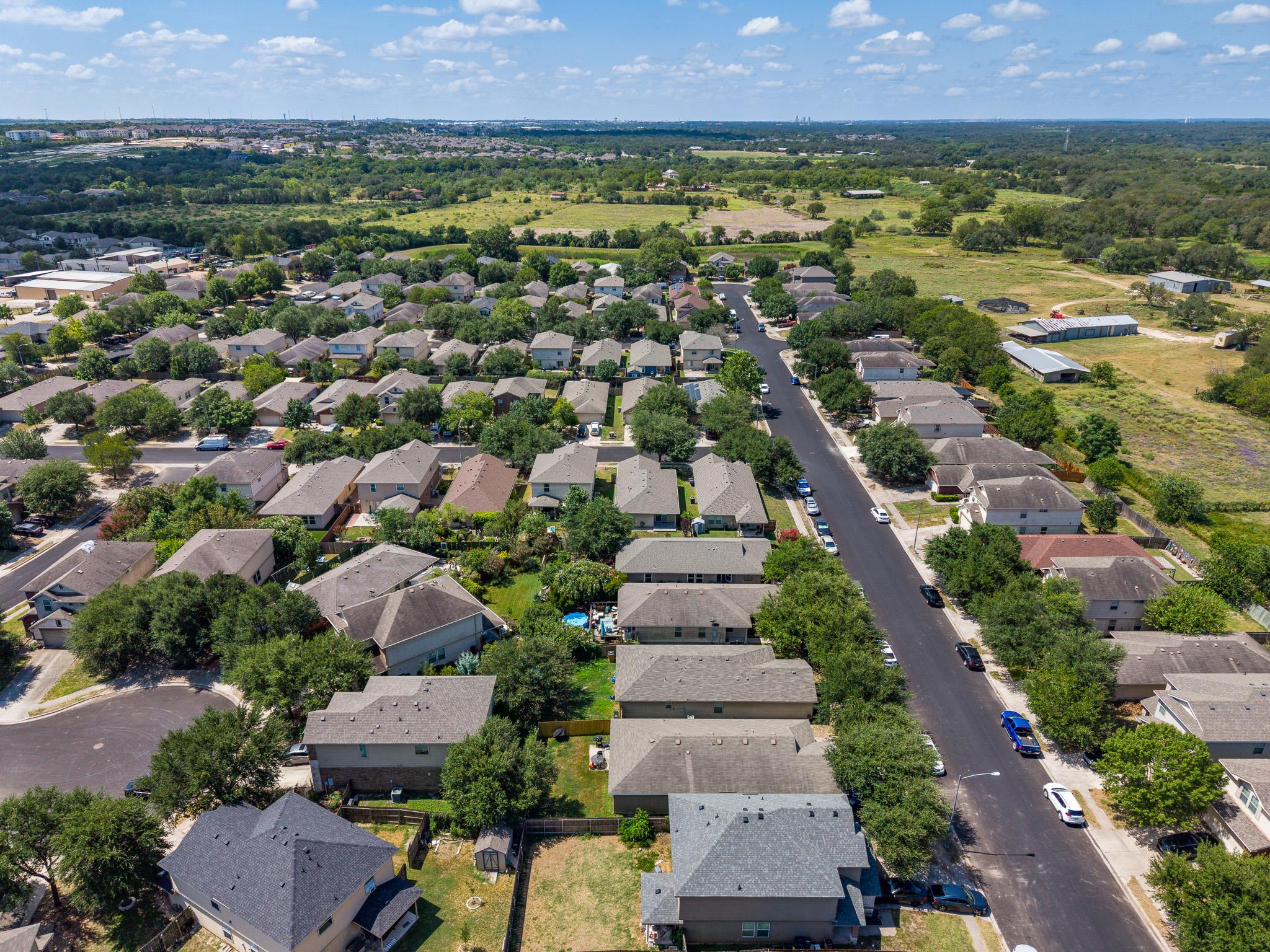 148 Grazing Horse LN