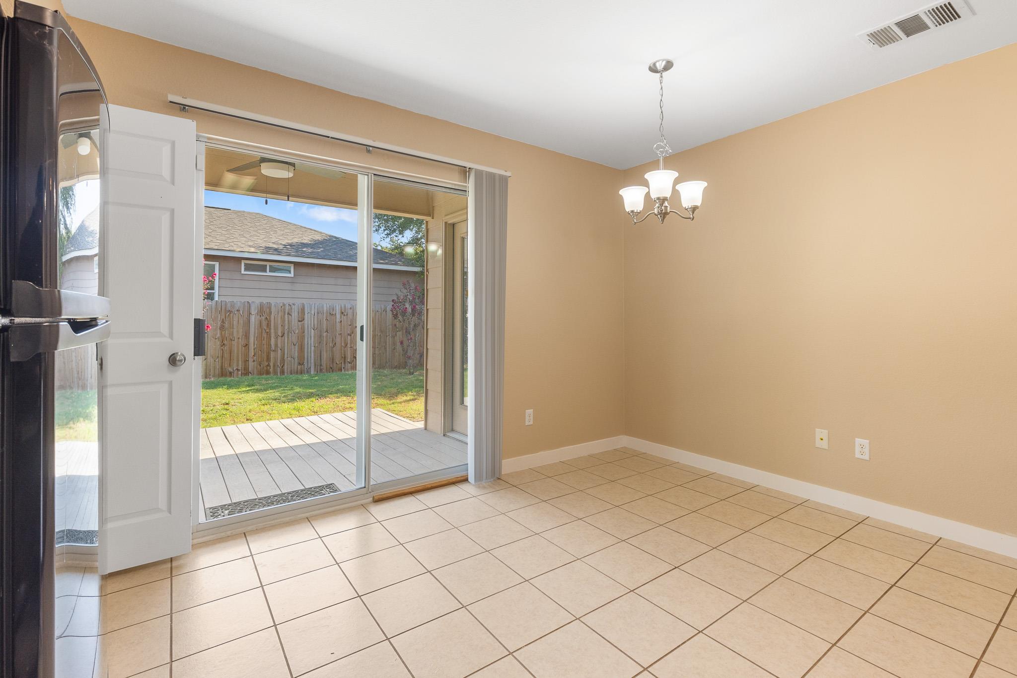 148 Grazing Horse LN