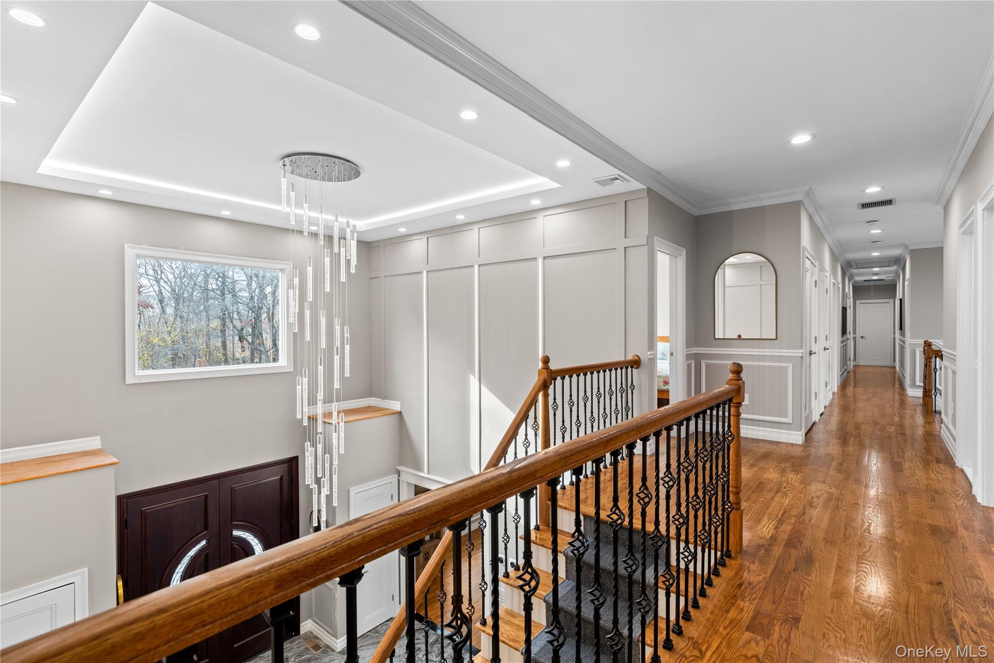 717 W Montauk Highway