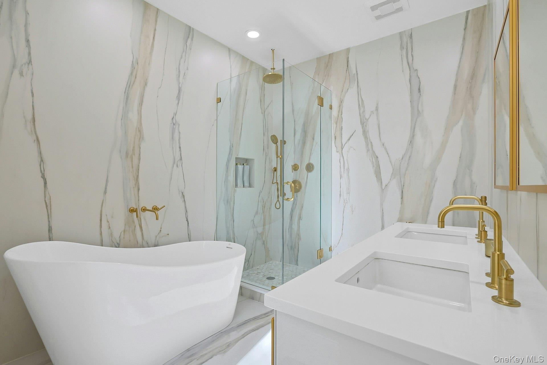 56 1st Street Unit: L4