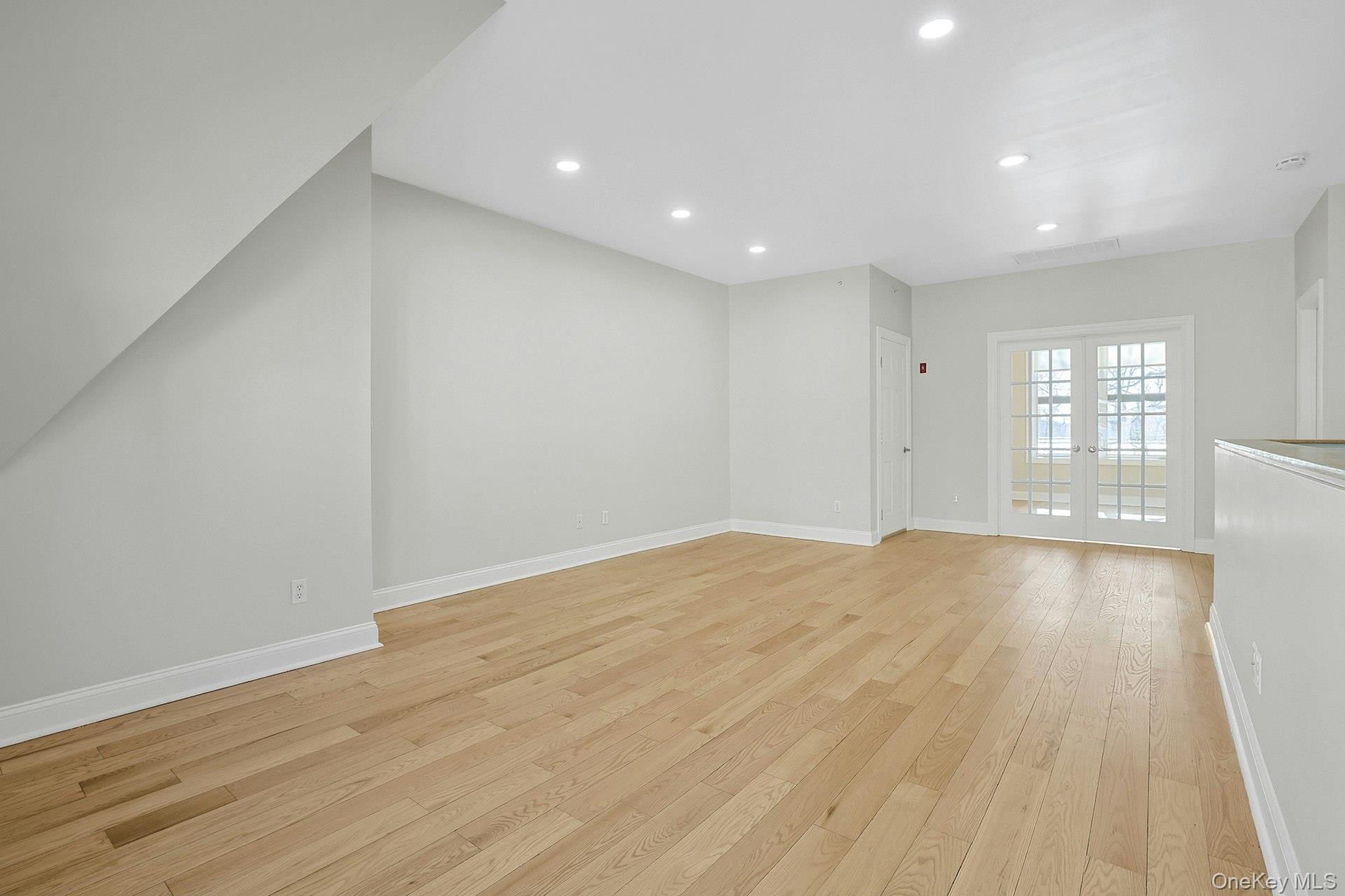 56 1st Street Unit: L4