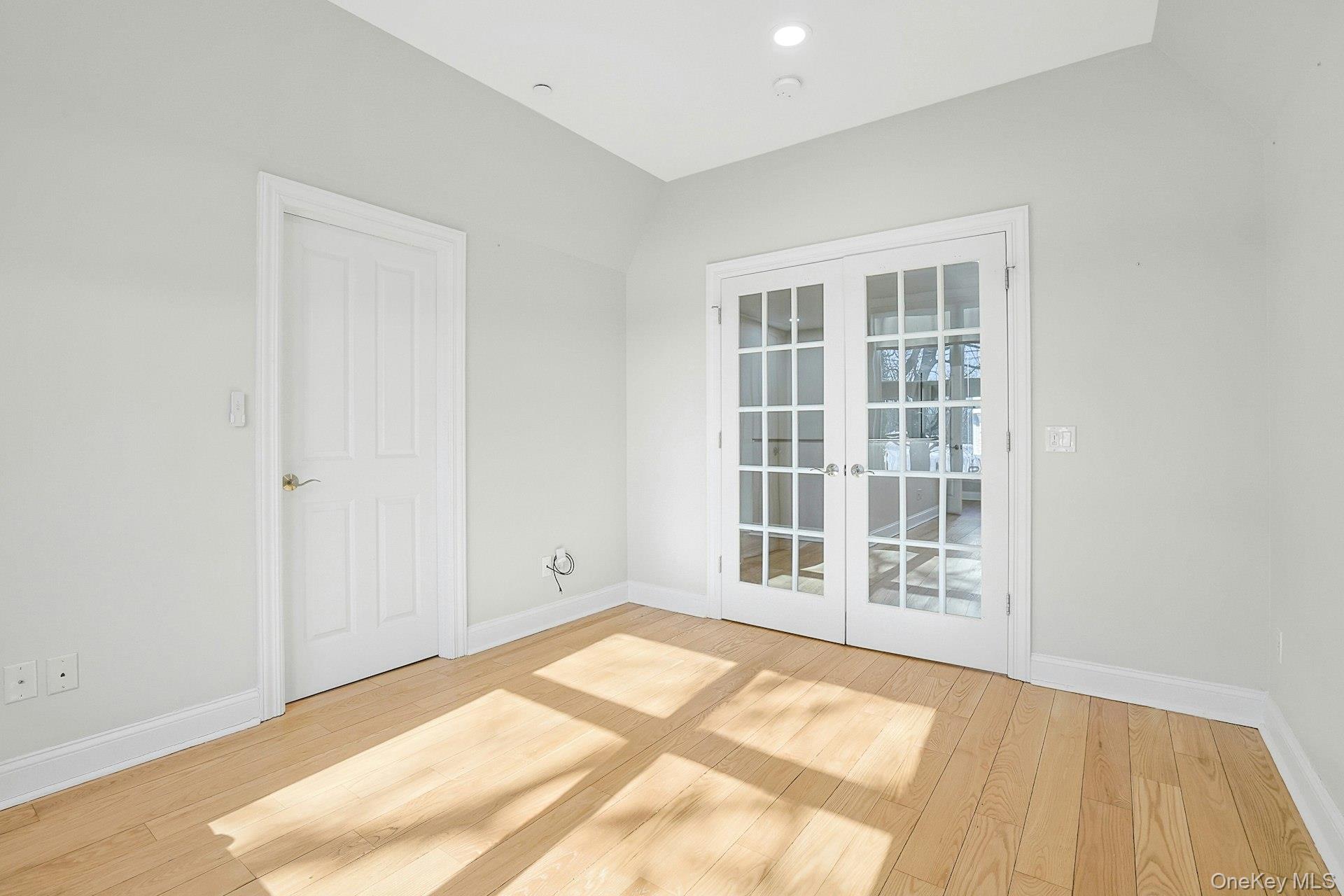 56 1st Street Unit: L4