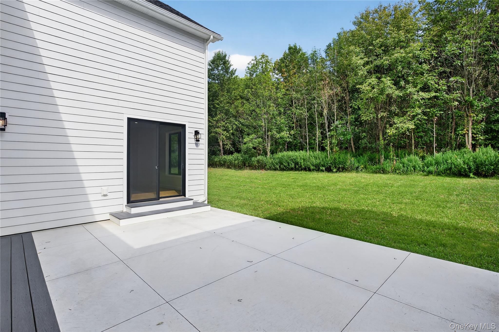 4 Warwick Isle Boulevard