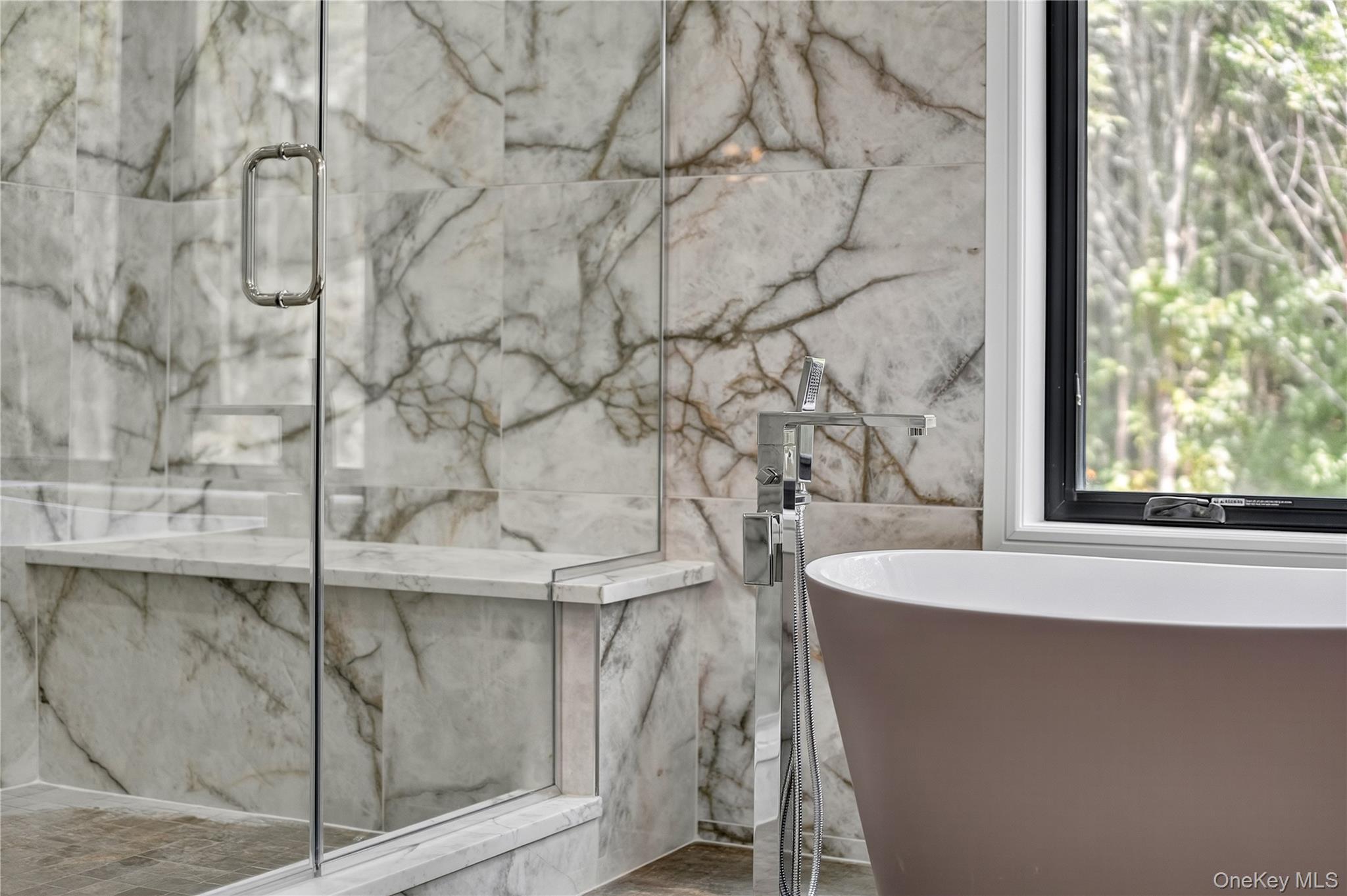 4 Warwick Isle Boulevard