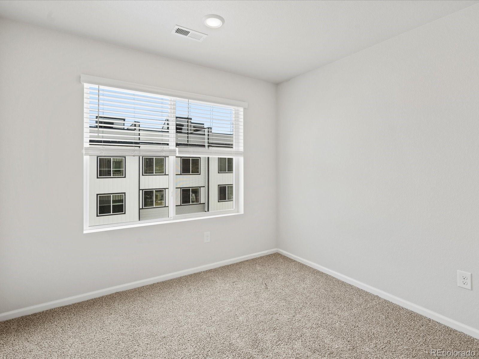 14412 Pansy Loop