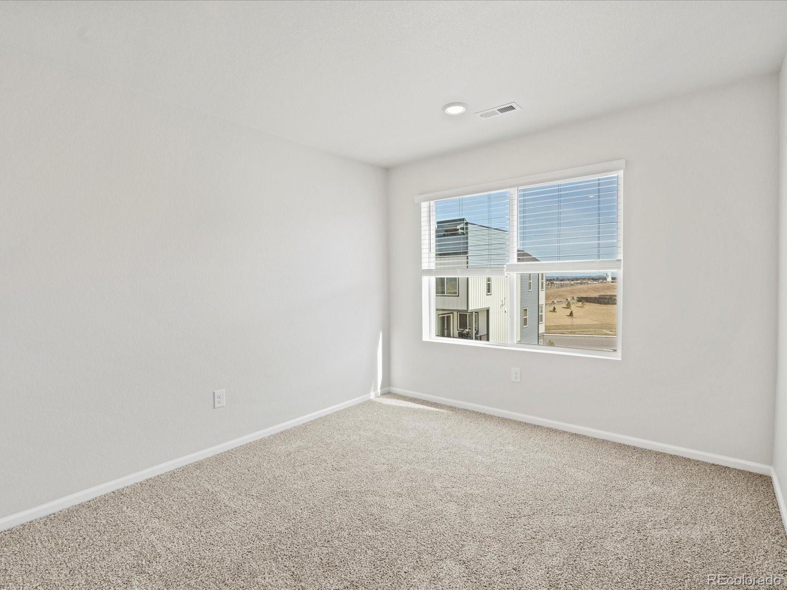 14412 Pansy Loop