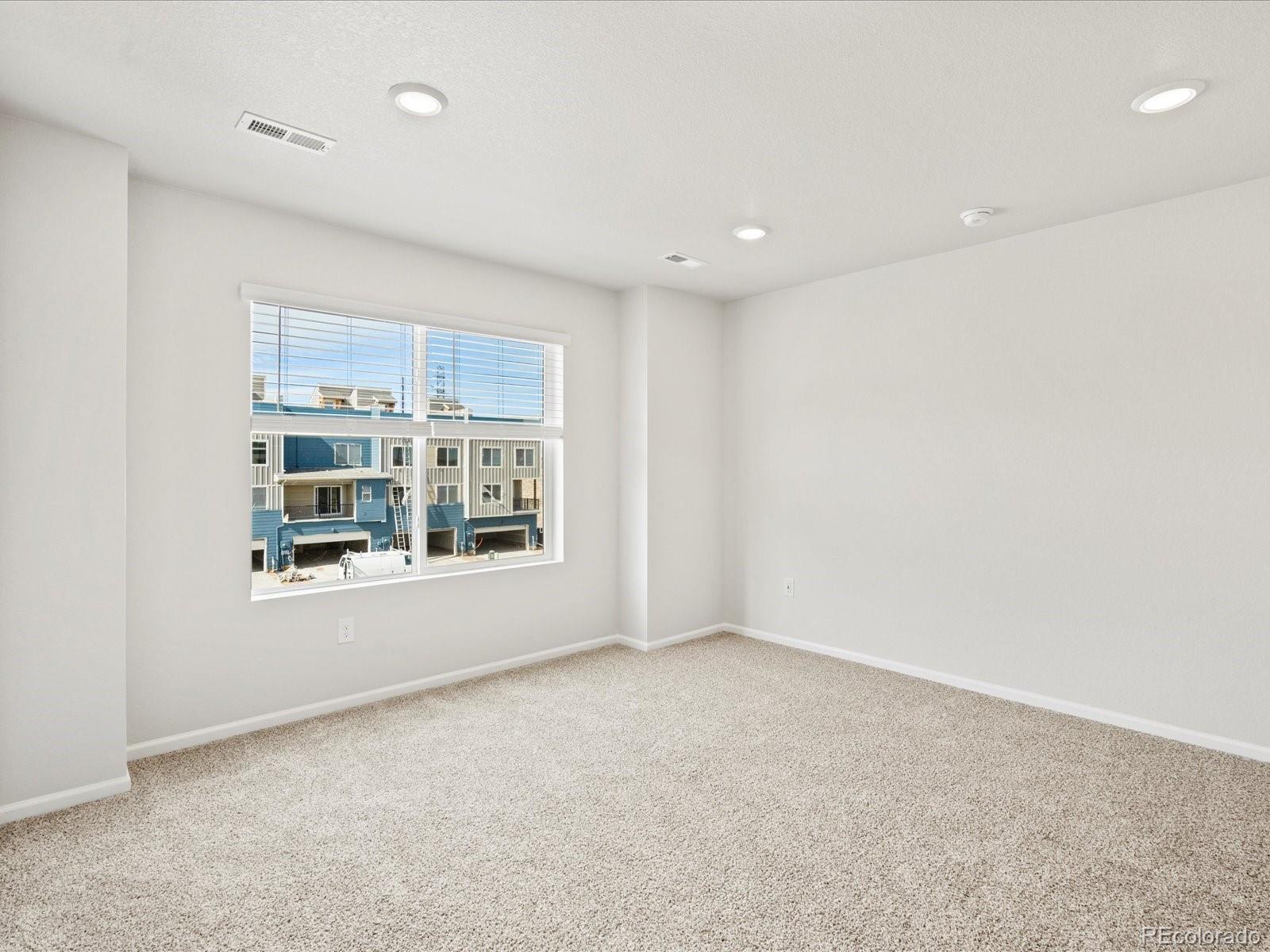 14412 Pansy Loop