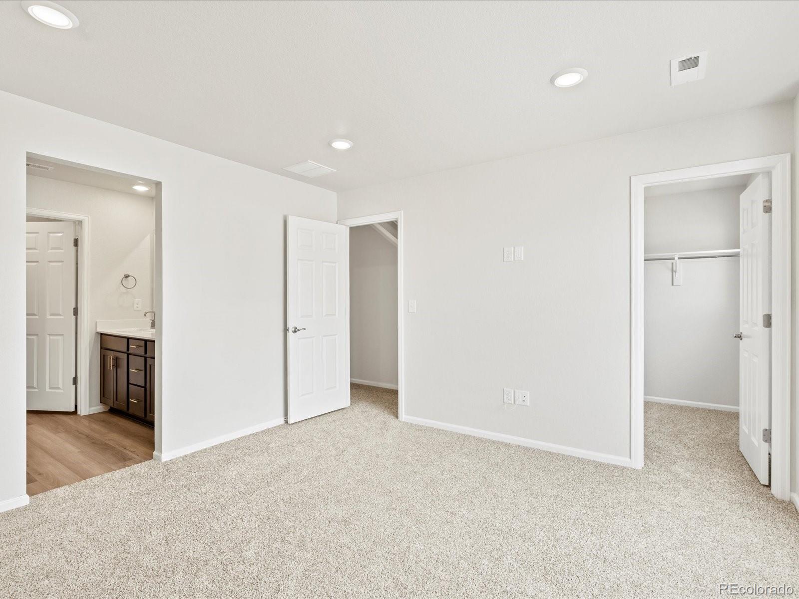 14412 Pansy Loop